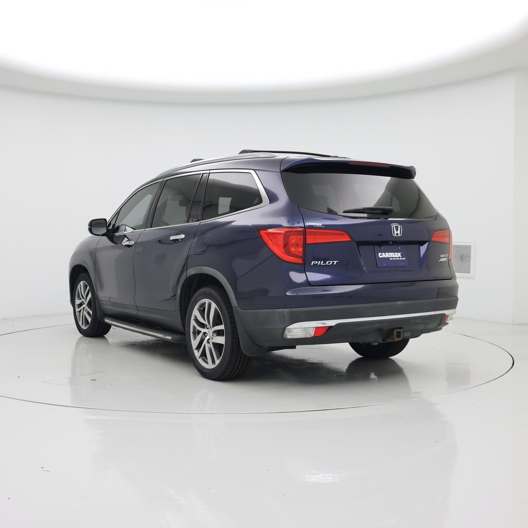 Thumbnail: 2017 Honda Pilot - 2