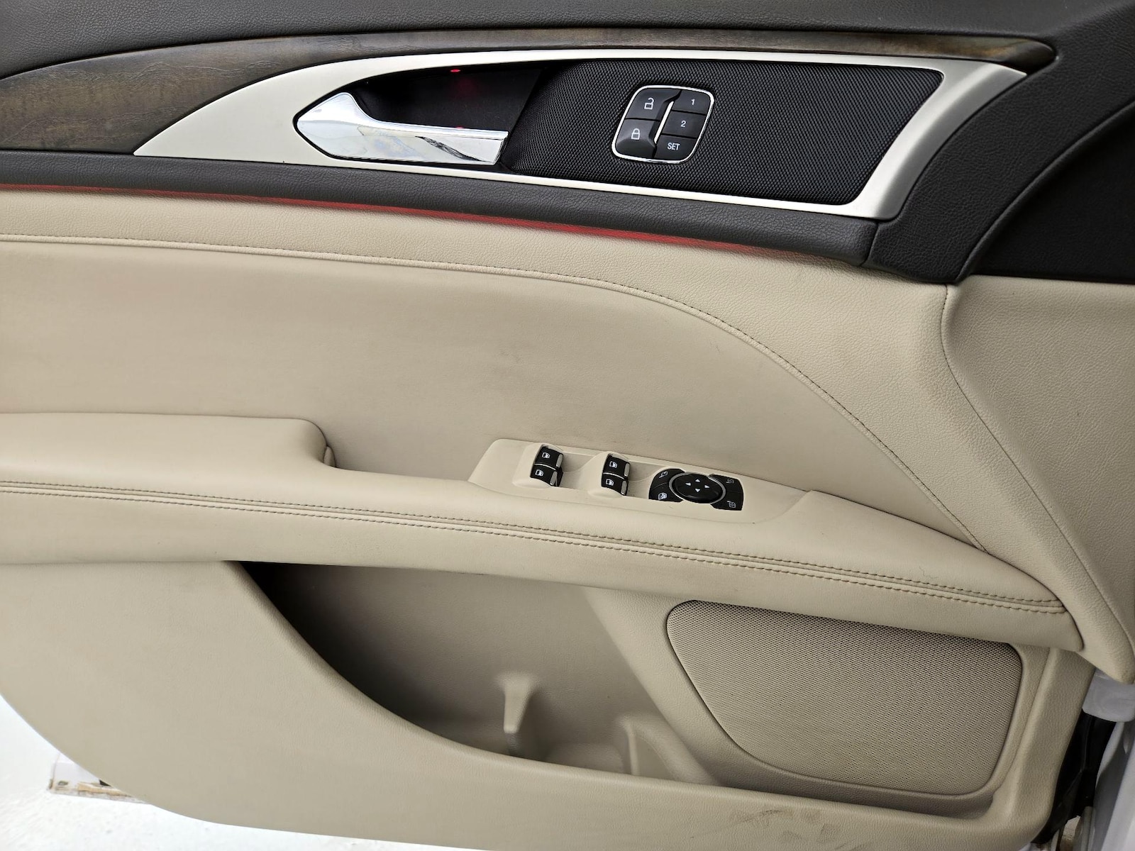 2017 Lincoln MKZ Select - Photo 13