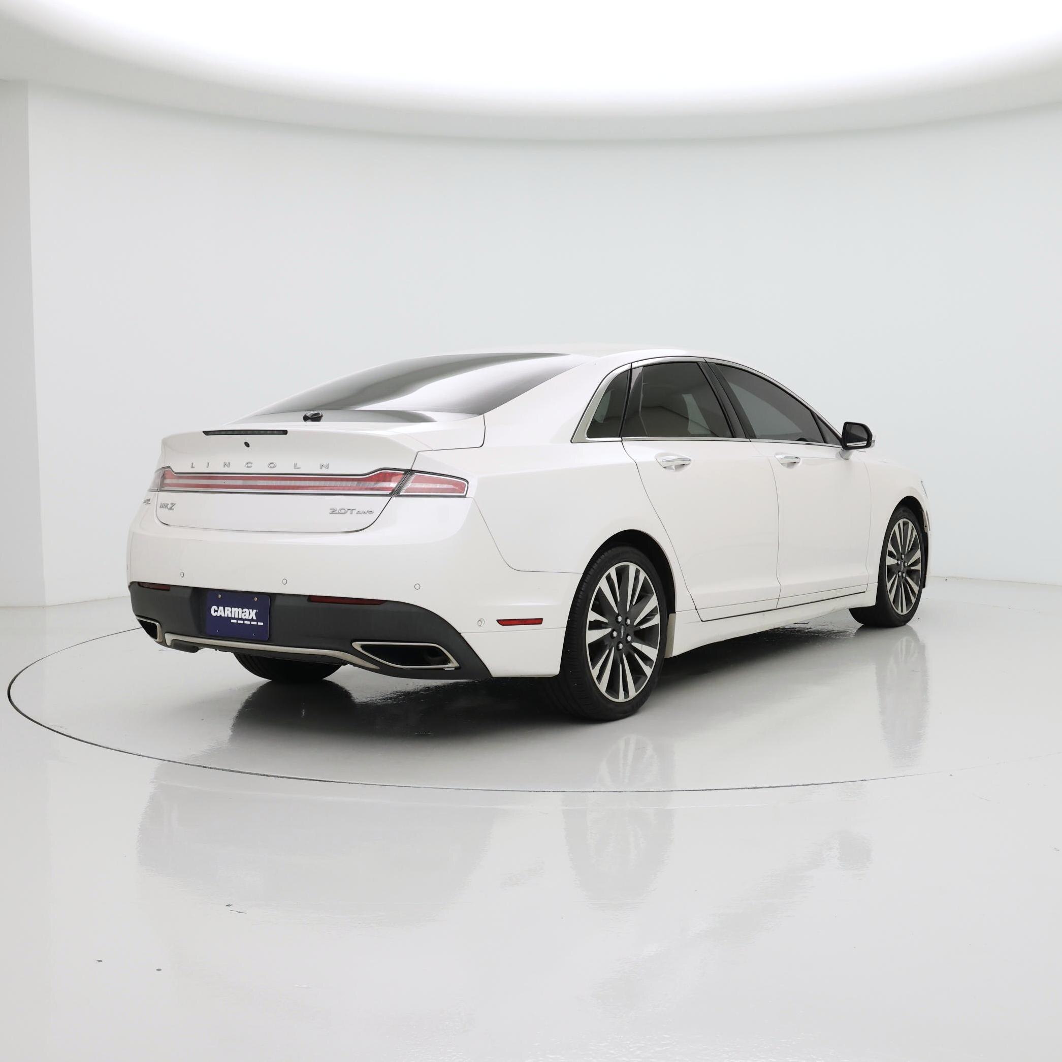 Thumbnail: 2017 Lincoln MKZ - 8