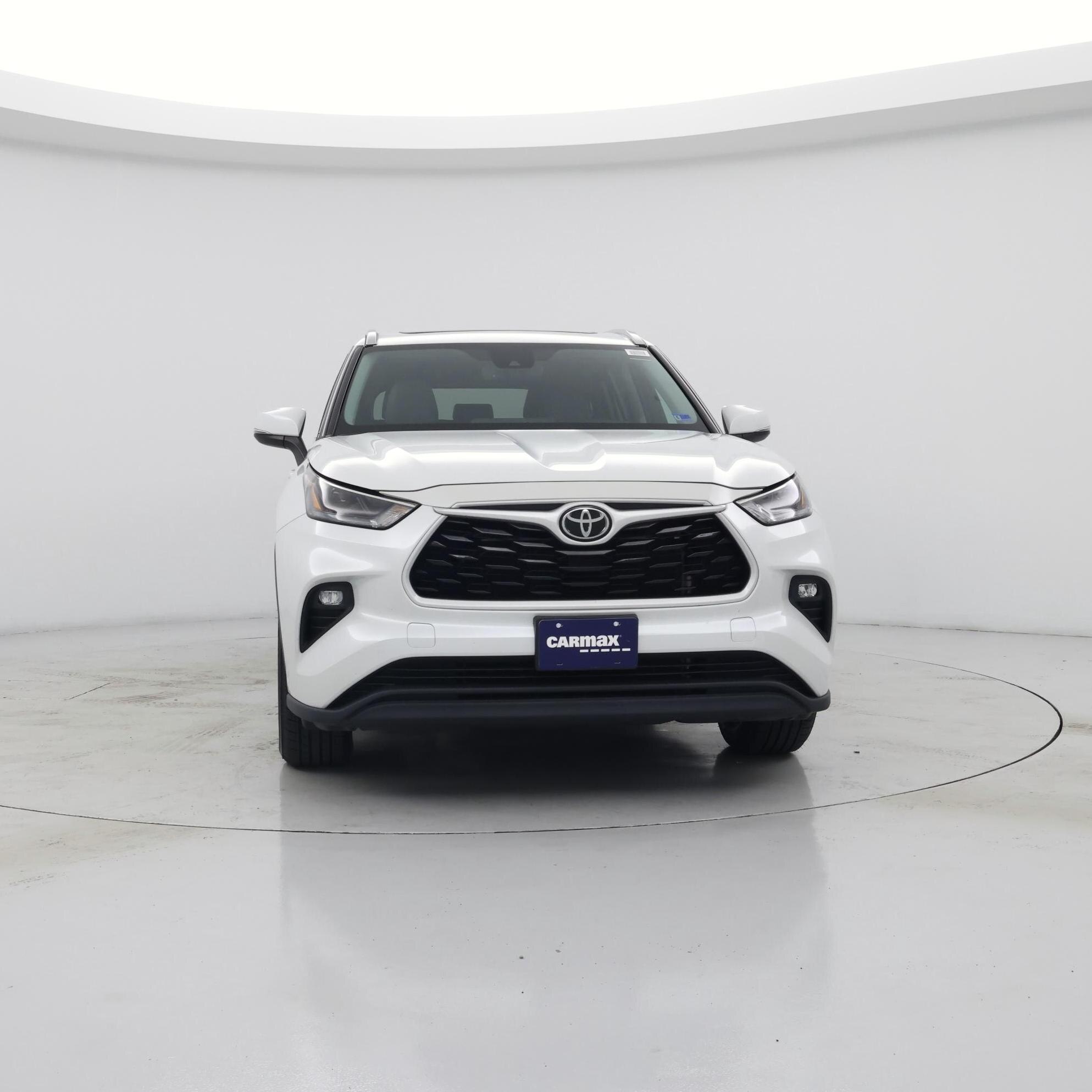 Thumbnail: 2023 Toyota Highlander - 5