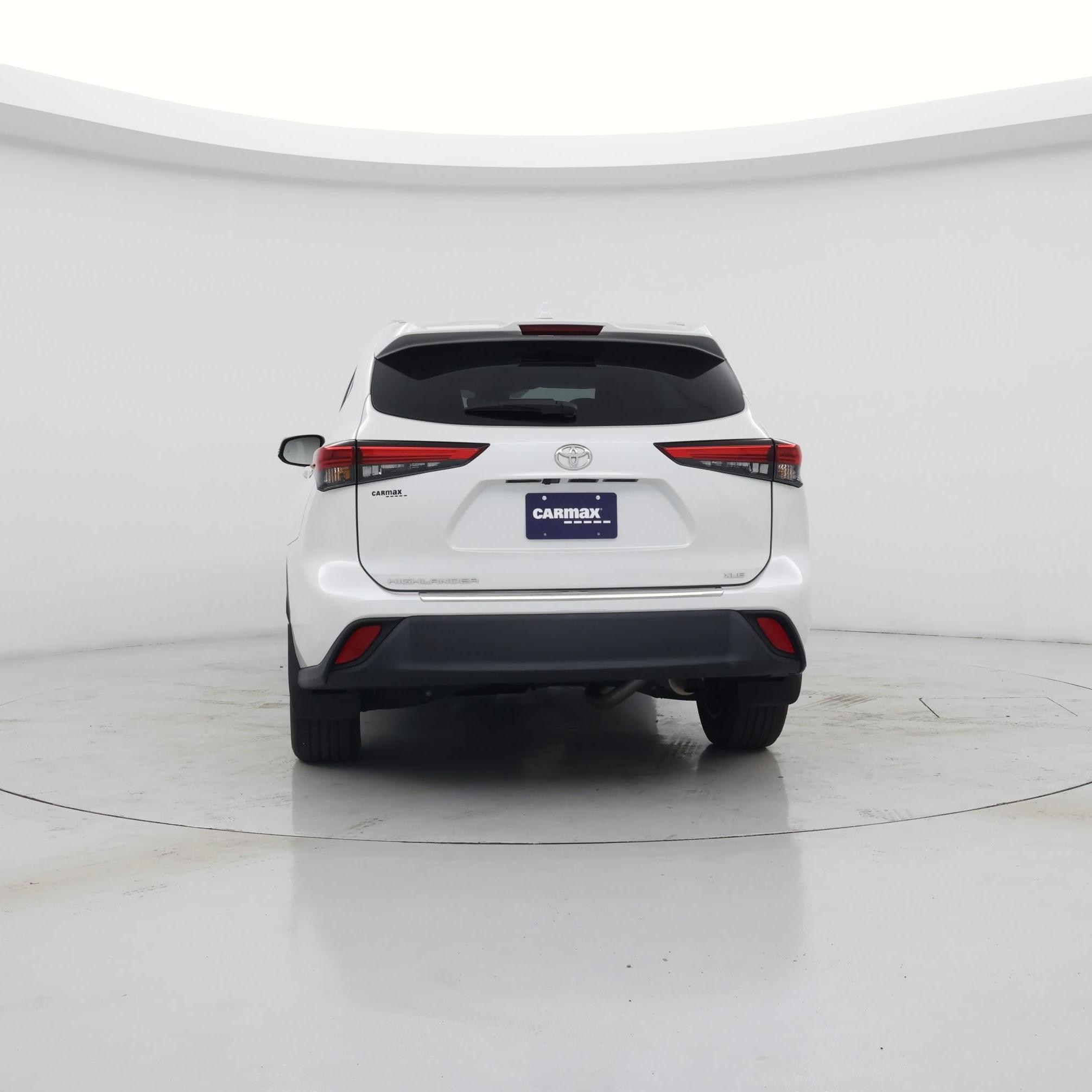 Thumbnail: 2023 Toyota Highlander - 6