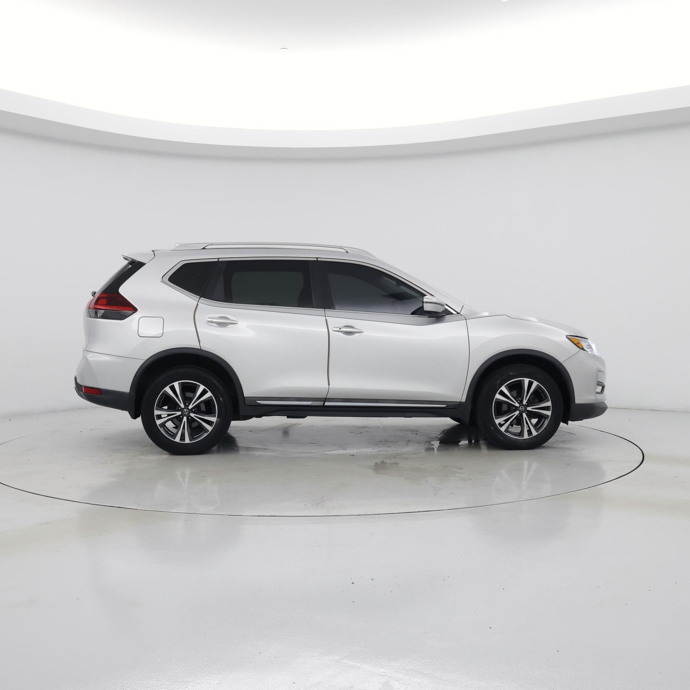 Thumbnail: 2018 Nissan Rogue - 7