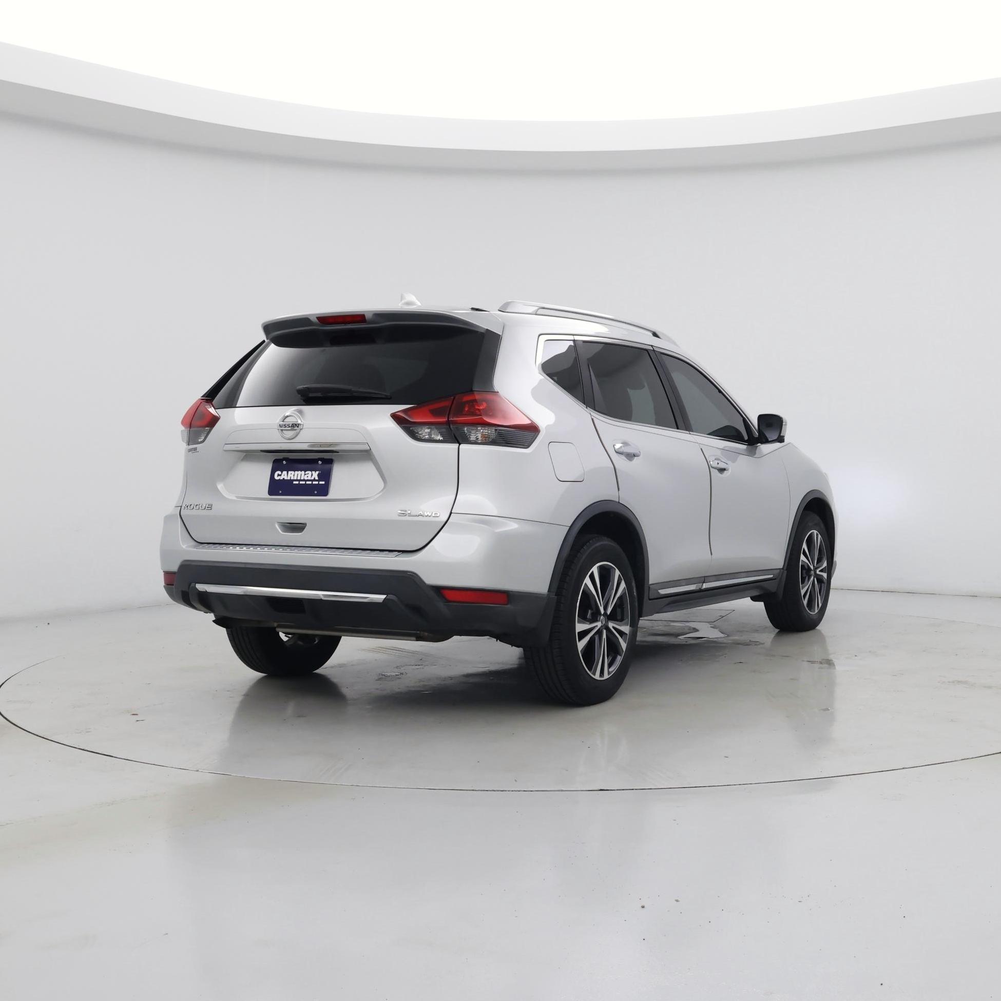 Thumbnail: 2018 Nissan Rogue - 8
