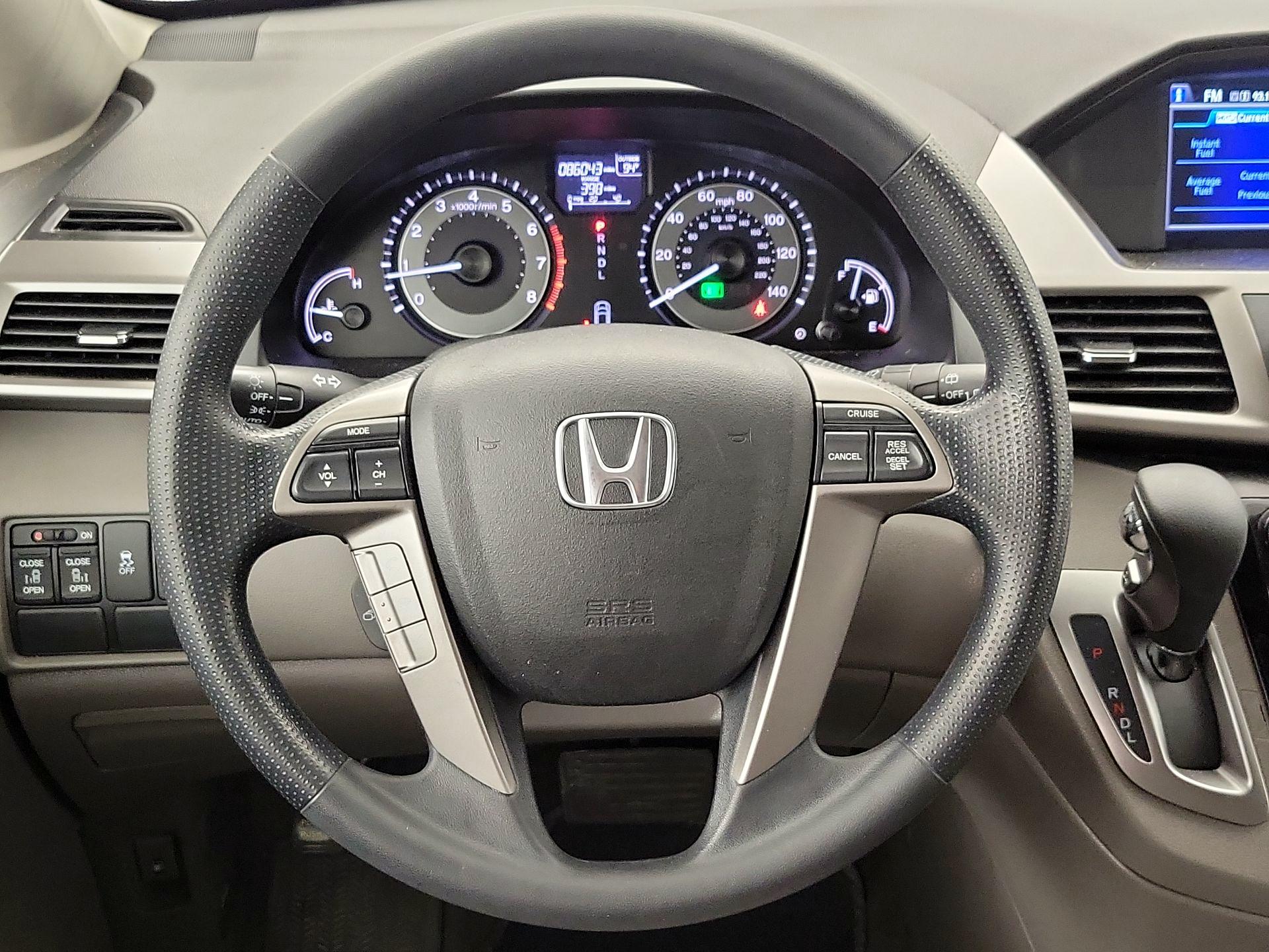 Thumbnail: 2016 Honda Odyssey - 10