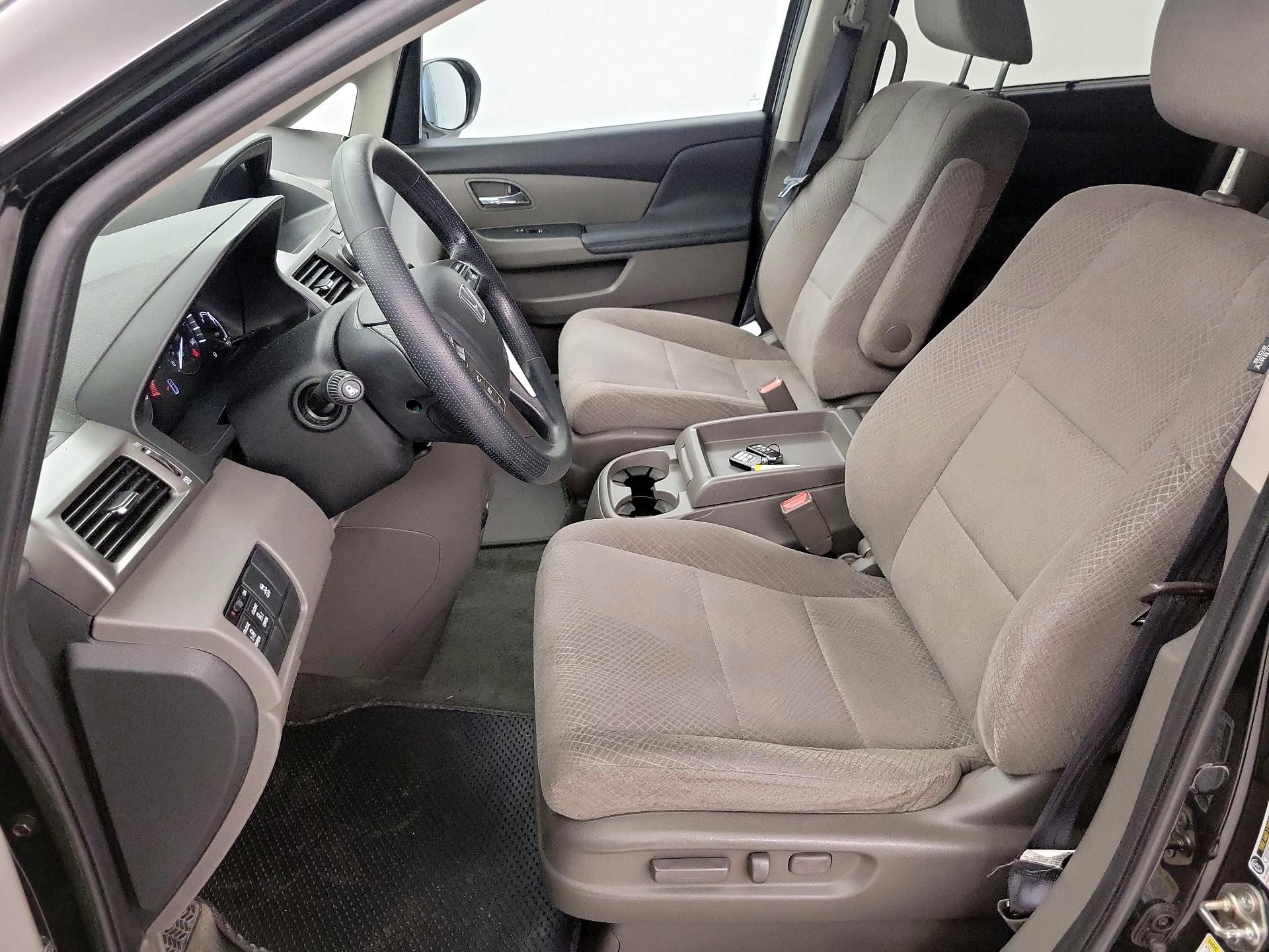 Thumbnail: 2016 Honda Odyssey - 11