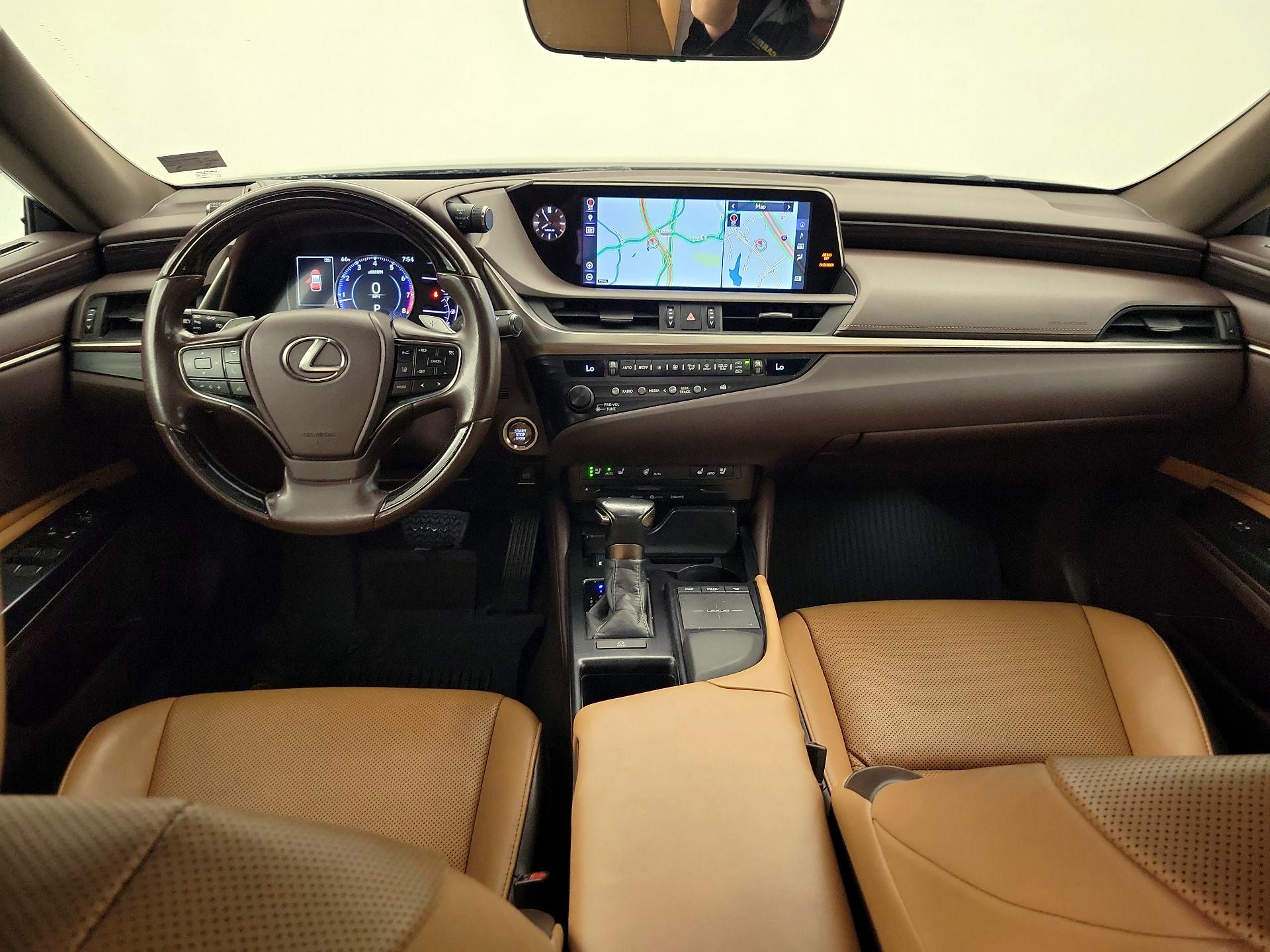 Thumbnail: 2019 Lexus ES - 9