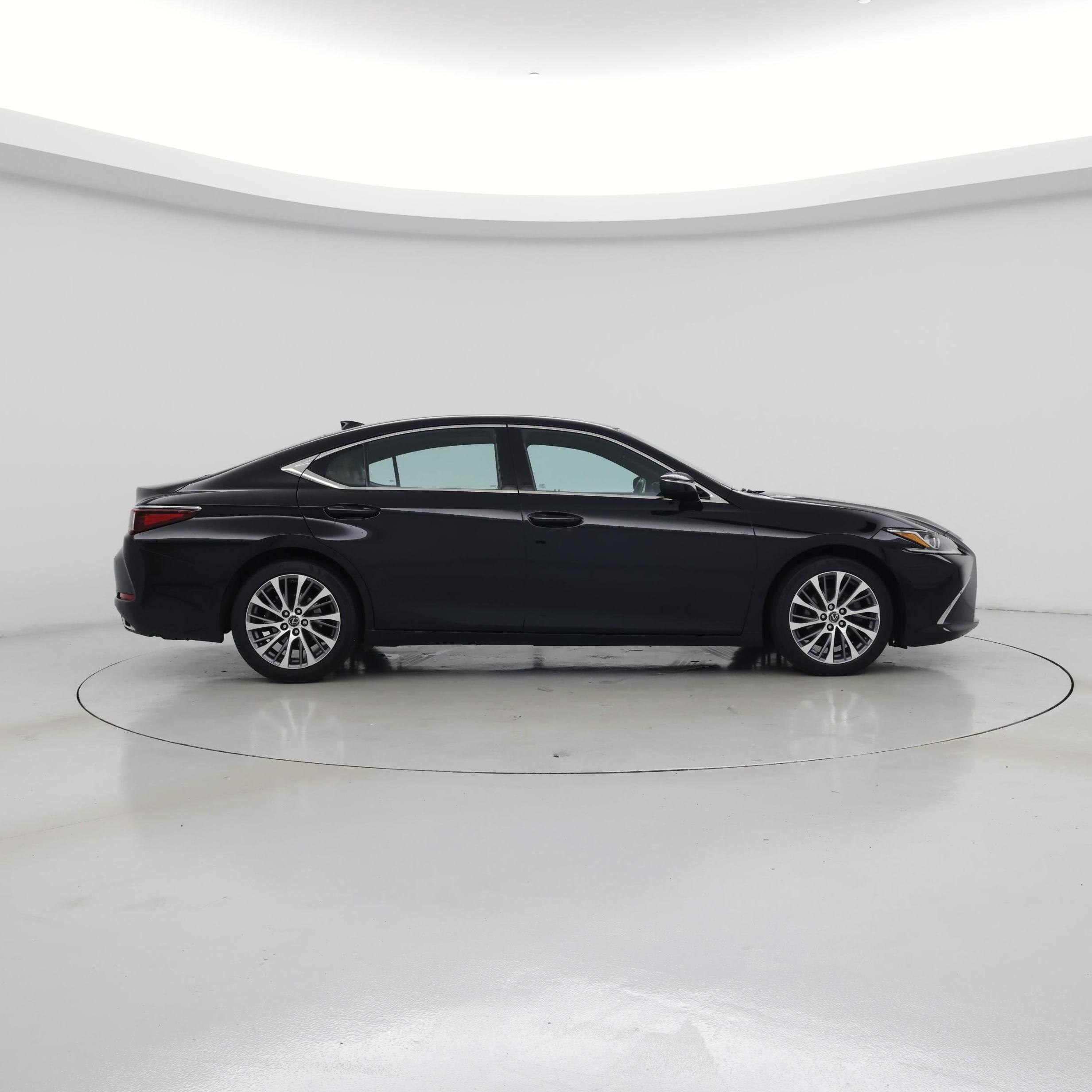Thumbnail: 2019 Lexus ES - 7