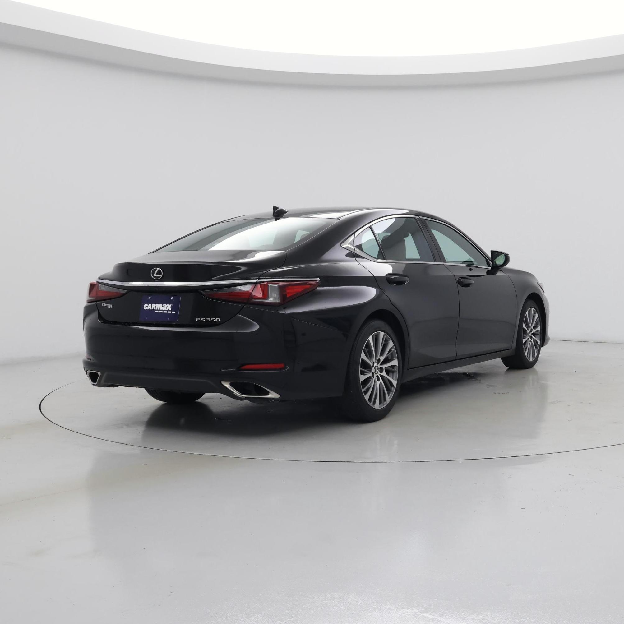 Thumbnail: 2019 Lexus ES - 8