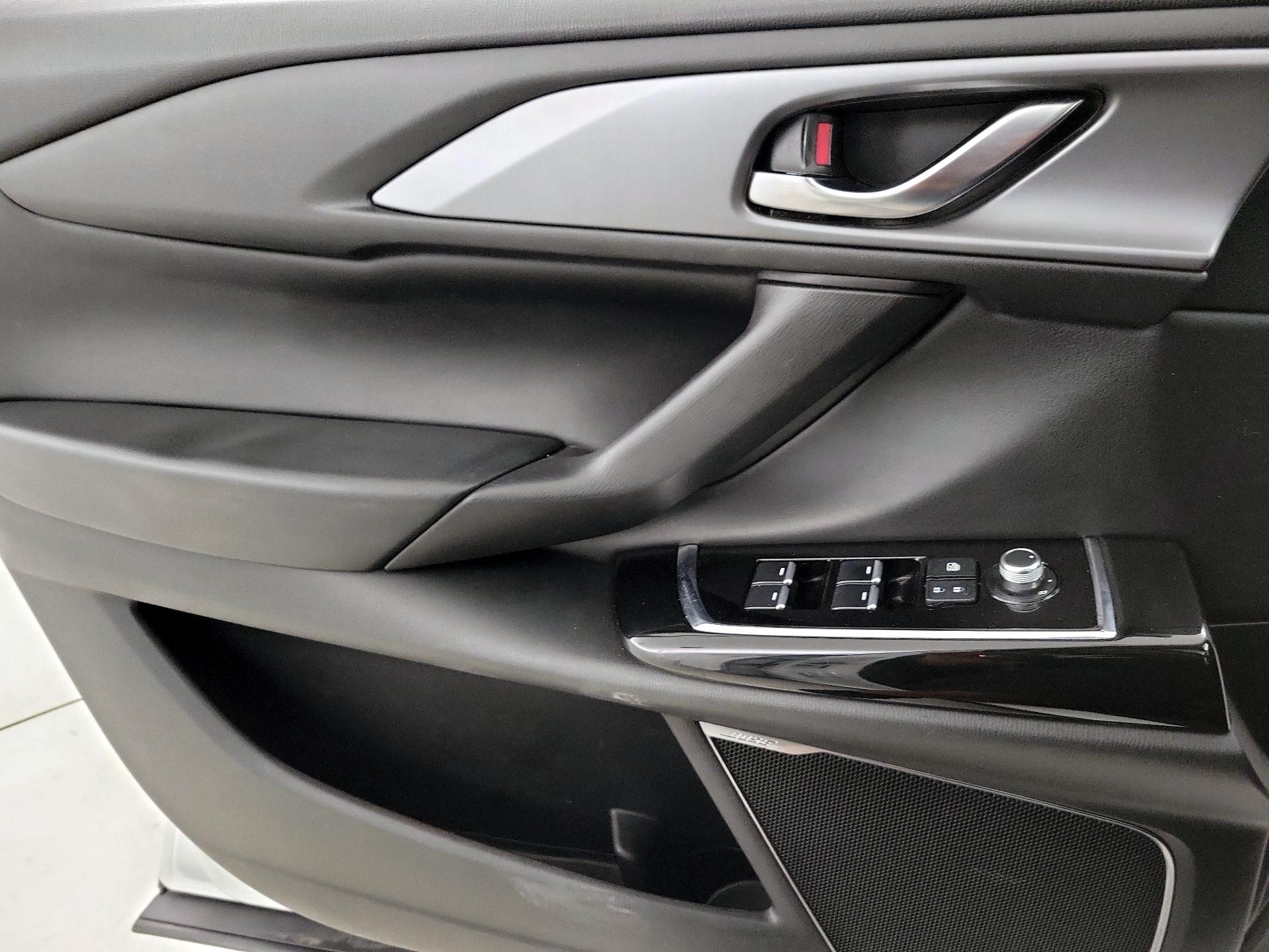 Thumbnail: 2022 Mazda CX-9 - 12