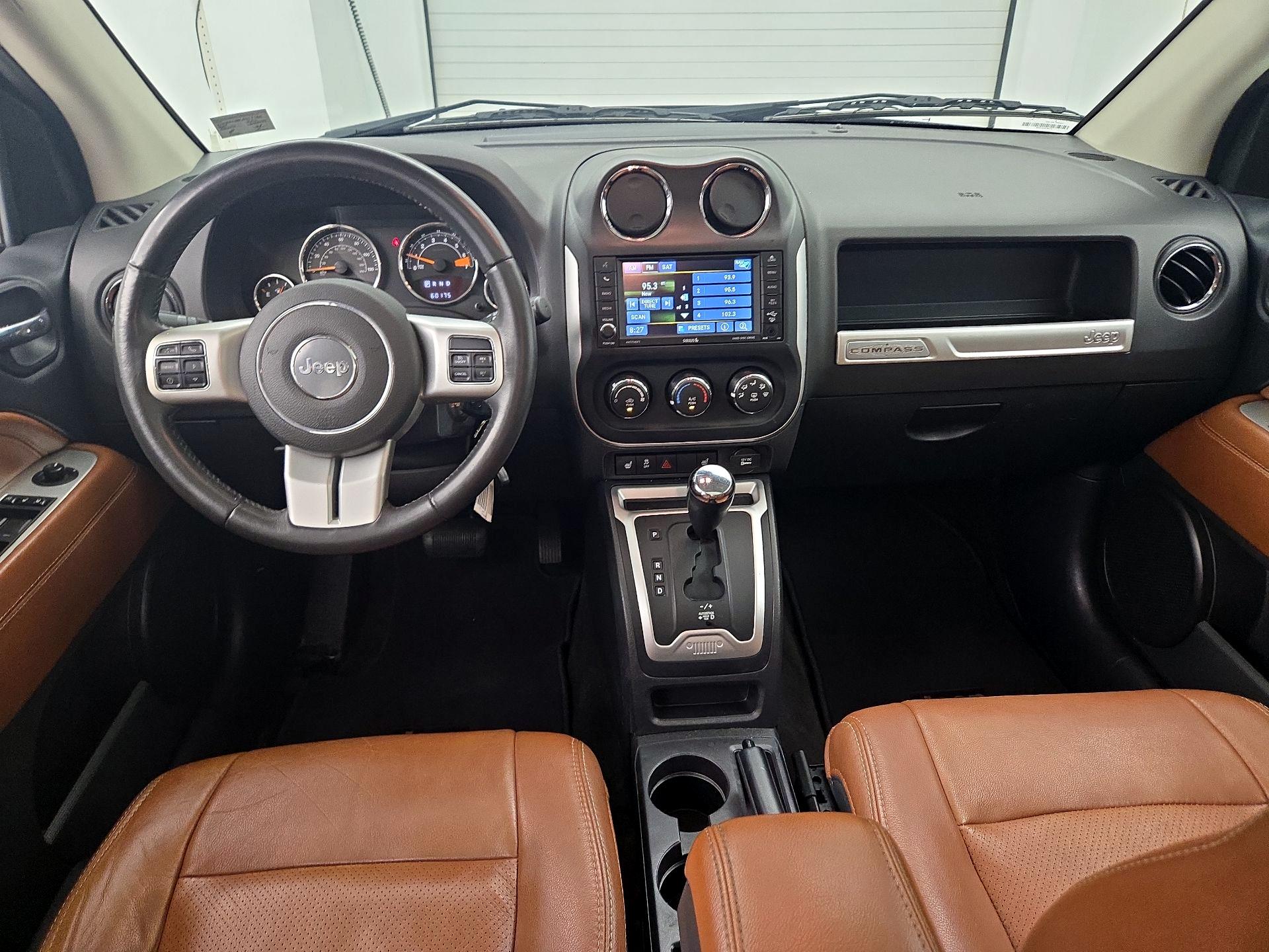 Thumbnail: 2016 Jeep Compass - 9