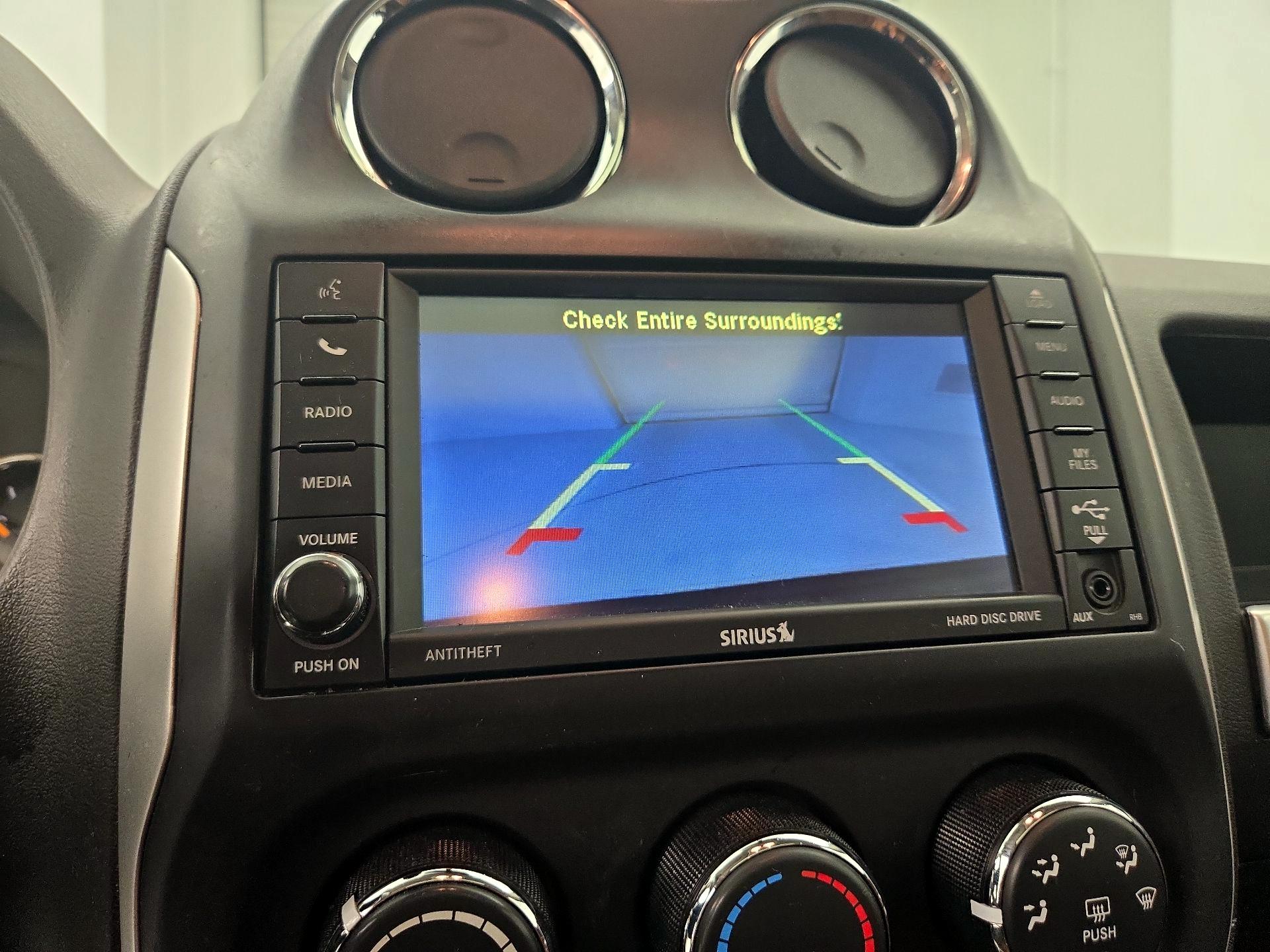 Thumbnail: 2016 Jeep Compass - 13