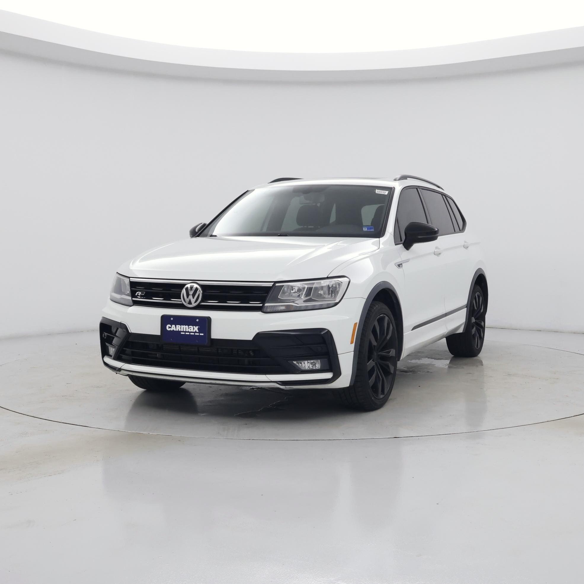 Thumbnail: 2020 Volkswagen Tiguan - 4