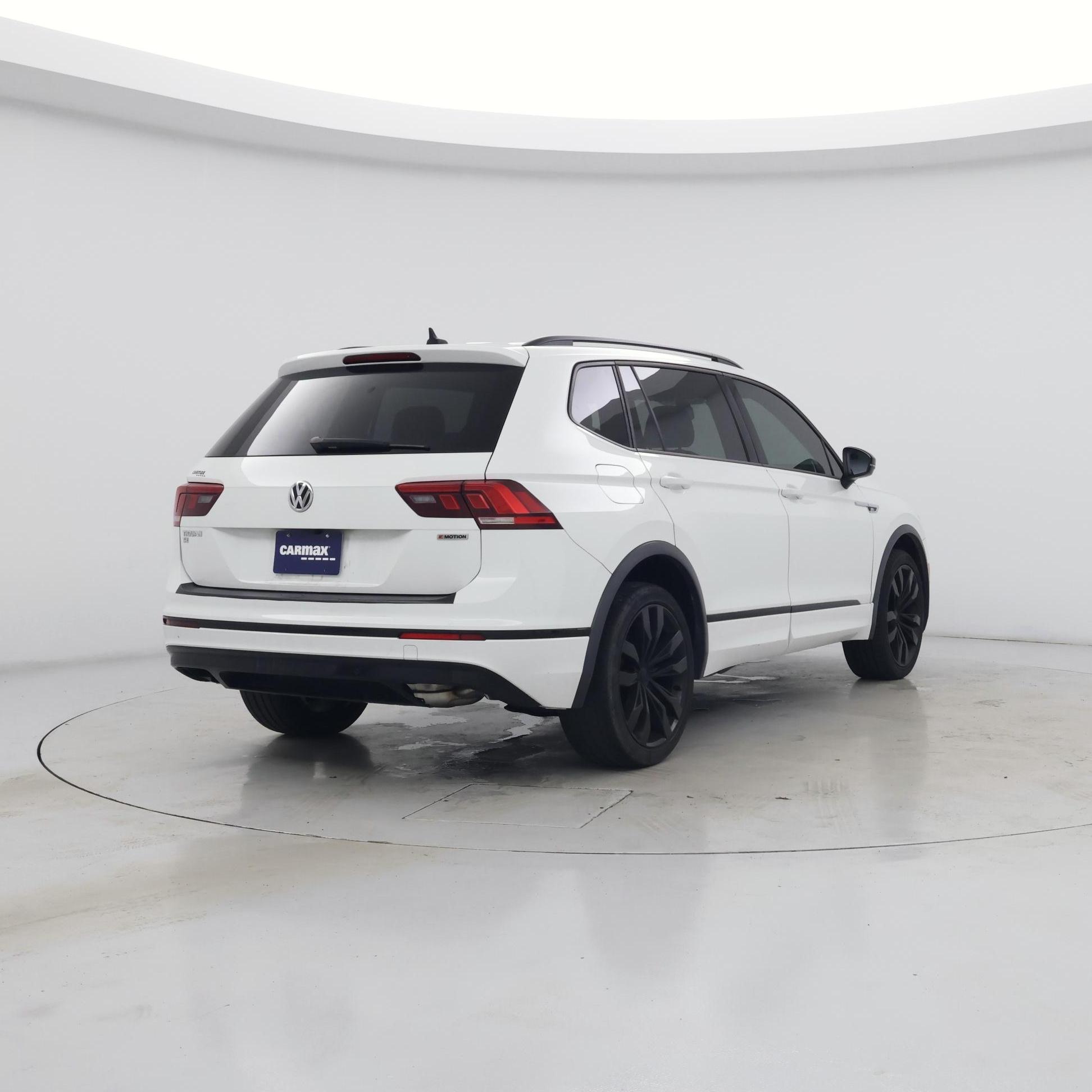 Thumbnail: 2020 Volkswagen Tiguan - 8