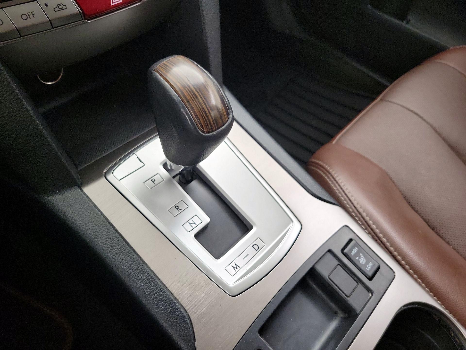 Thumbnail: 2014 Subaru Outback - 18