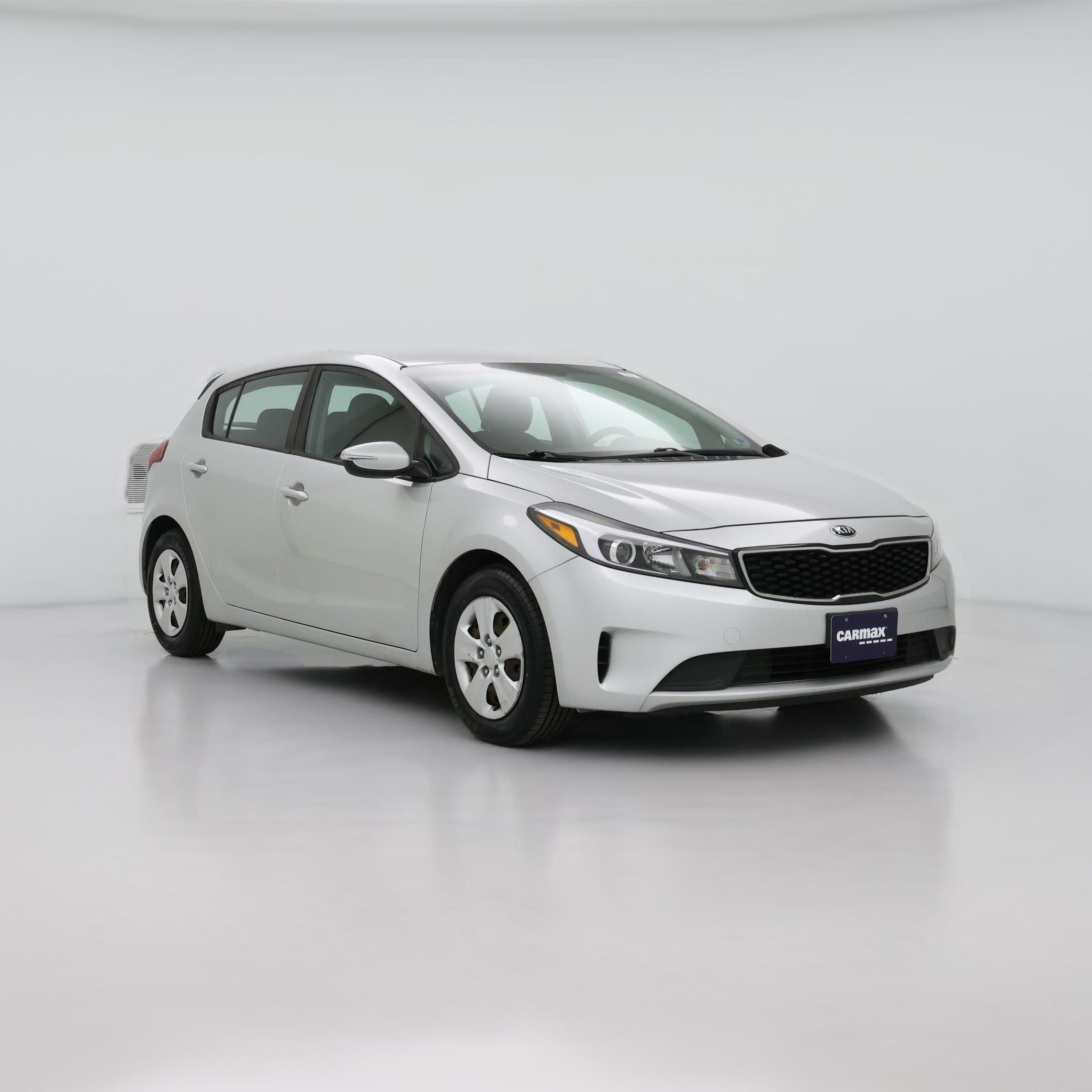 Thumbnail: 2018 Kia Forte - 1
