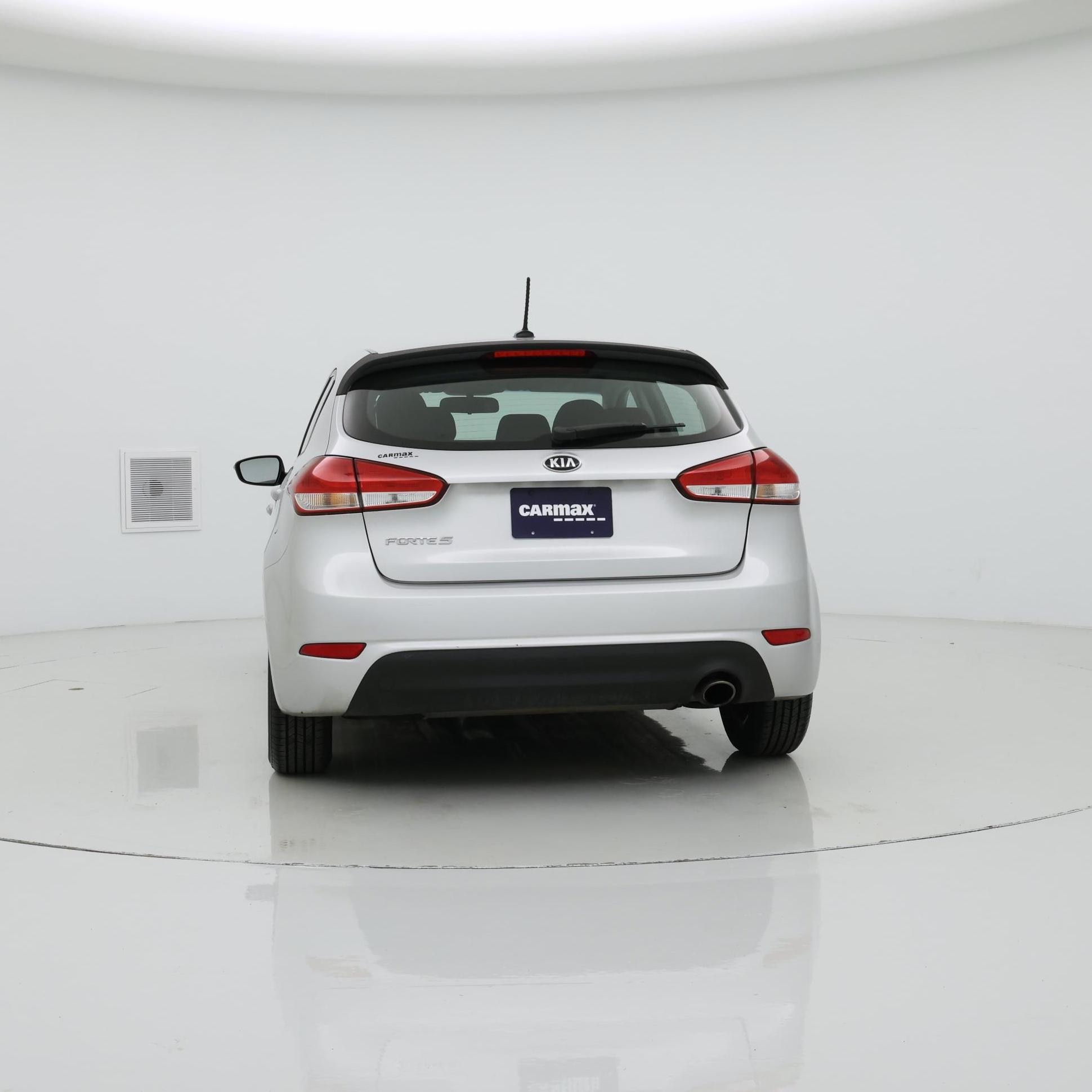 Thumbnail: 2018 Kia Forte - 6