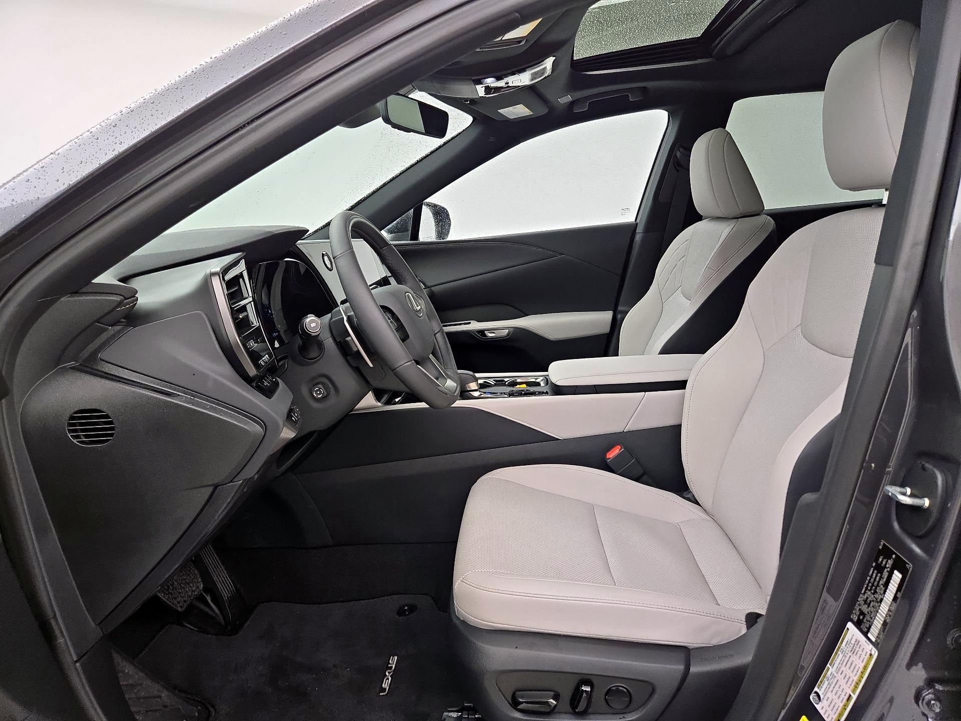 Thumbnail: 2025 Lexus RX - 11