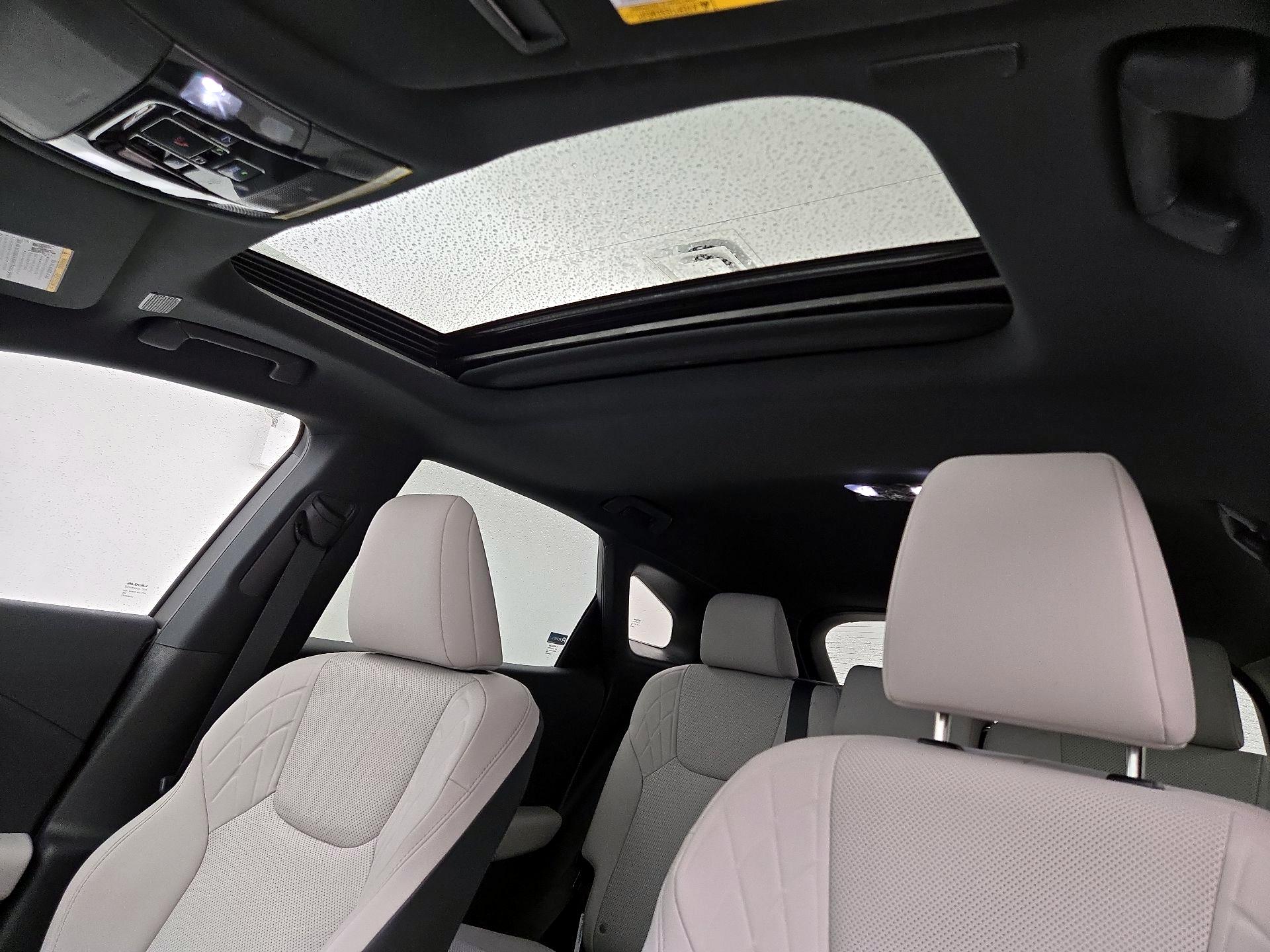 Thumbnail: 2025 Lexus RX - 19