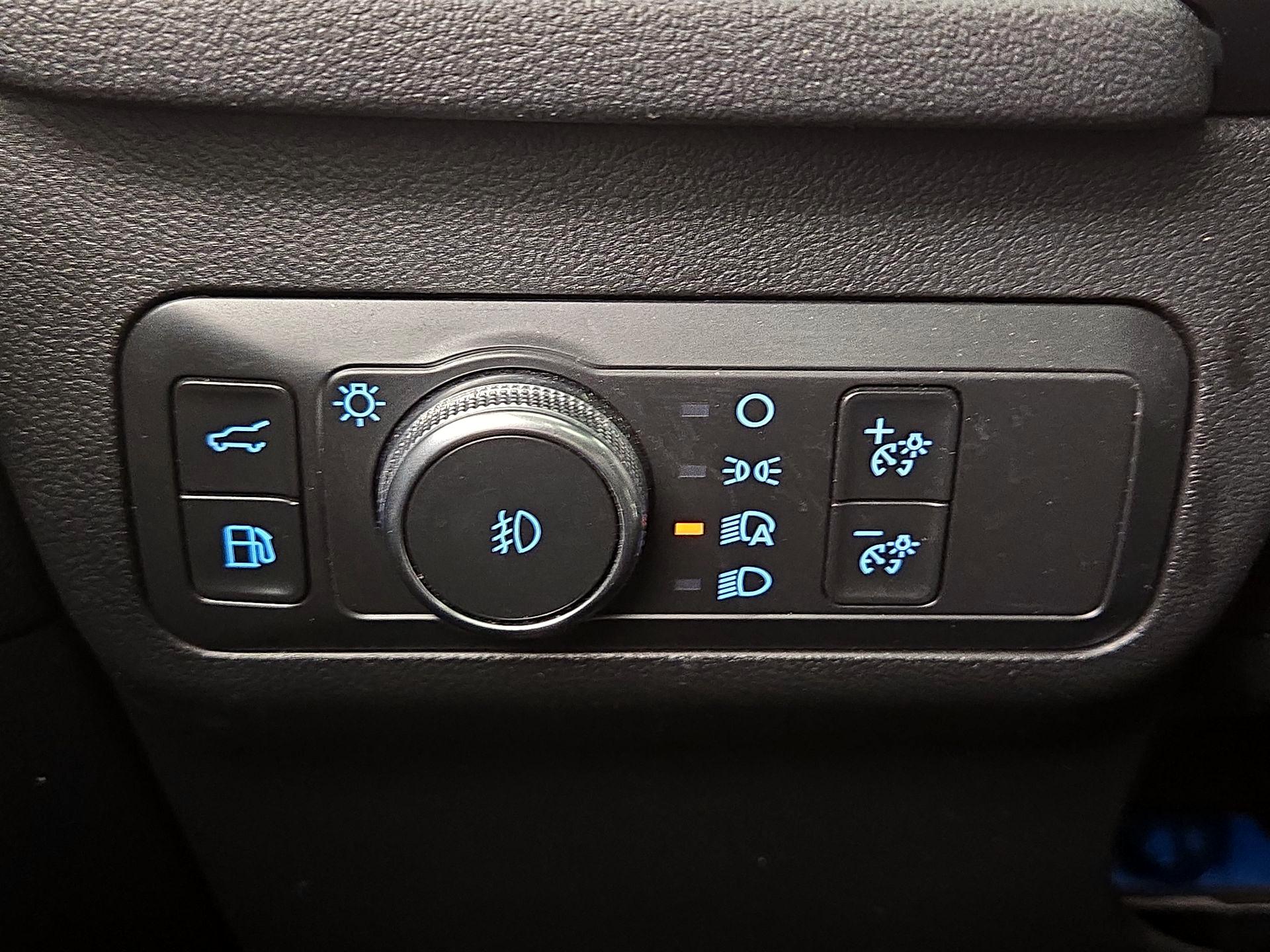 Thumbnail: 2021 Ford Escape - 13