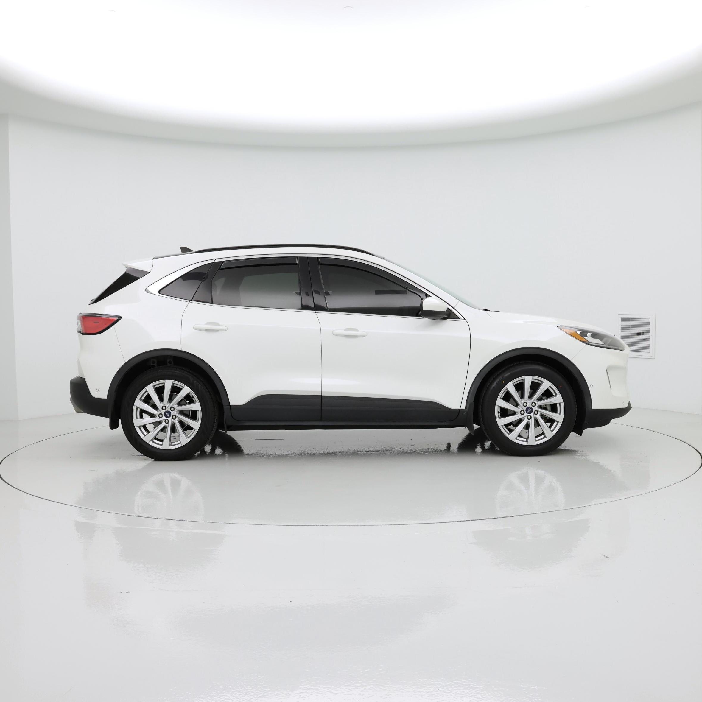 Thumbnail: 2021 Ford Escape - 7