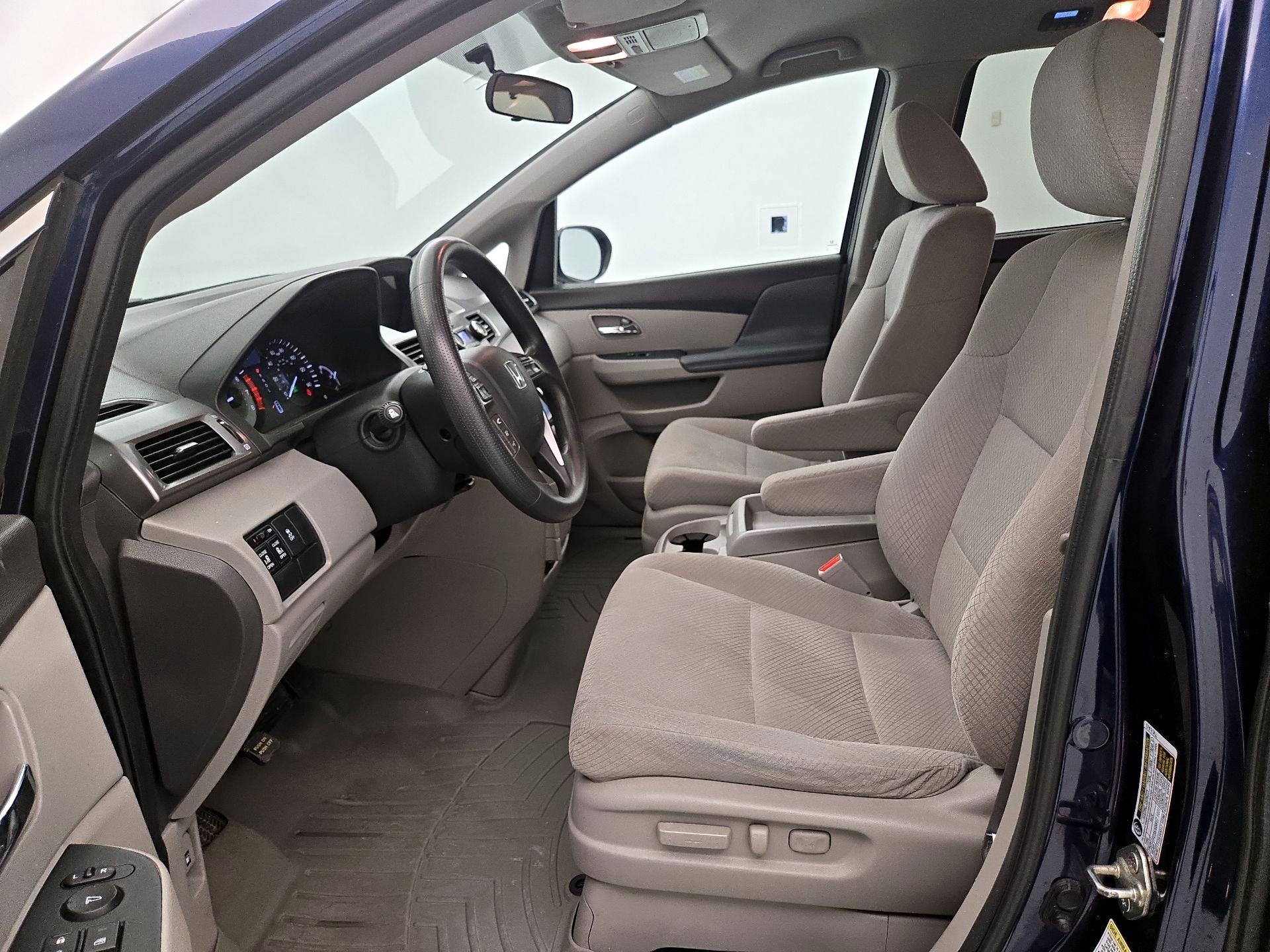 Thumbnail: 2014 Honda Odyssey - 11