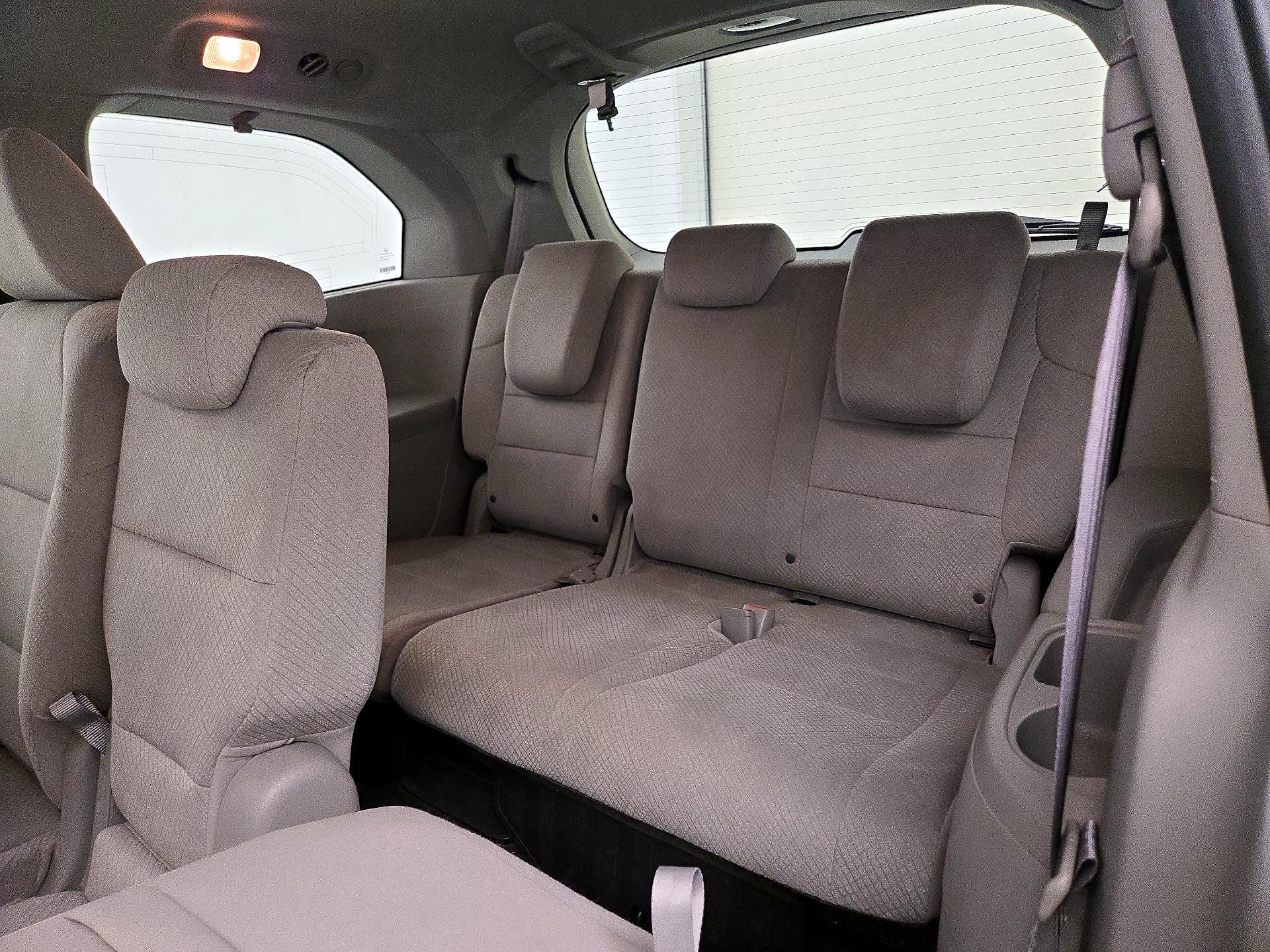 Thumbnail: 2014 Honda Odyssey - 20