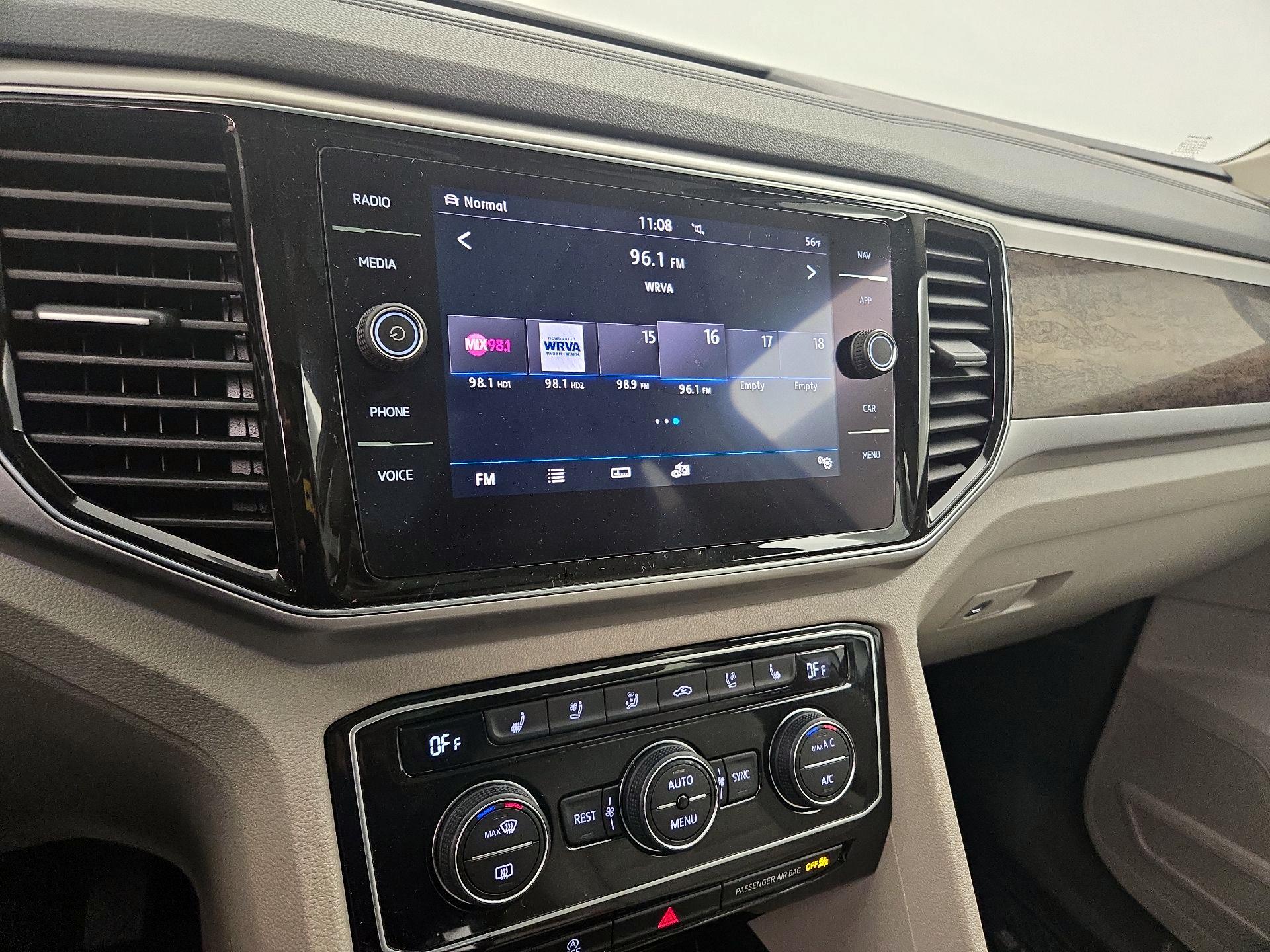 Thumbnail: 2019 Volkswagen Atlas - 16