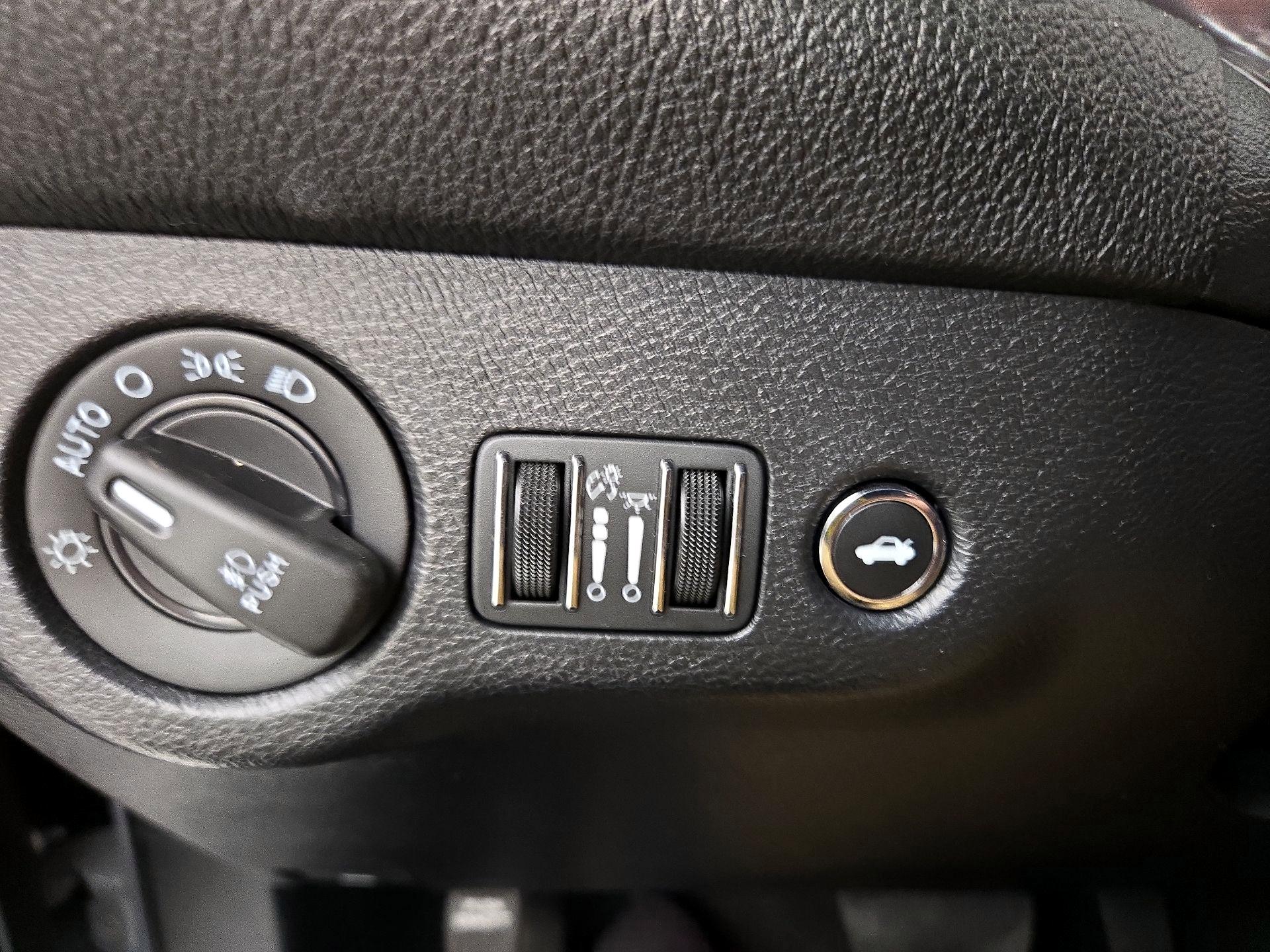 Thumbnail: 2020 Dodge Challenger - 13