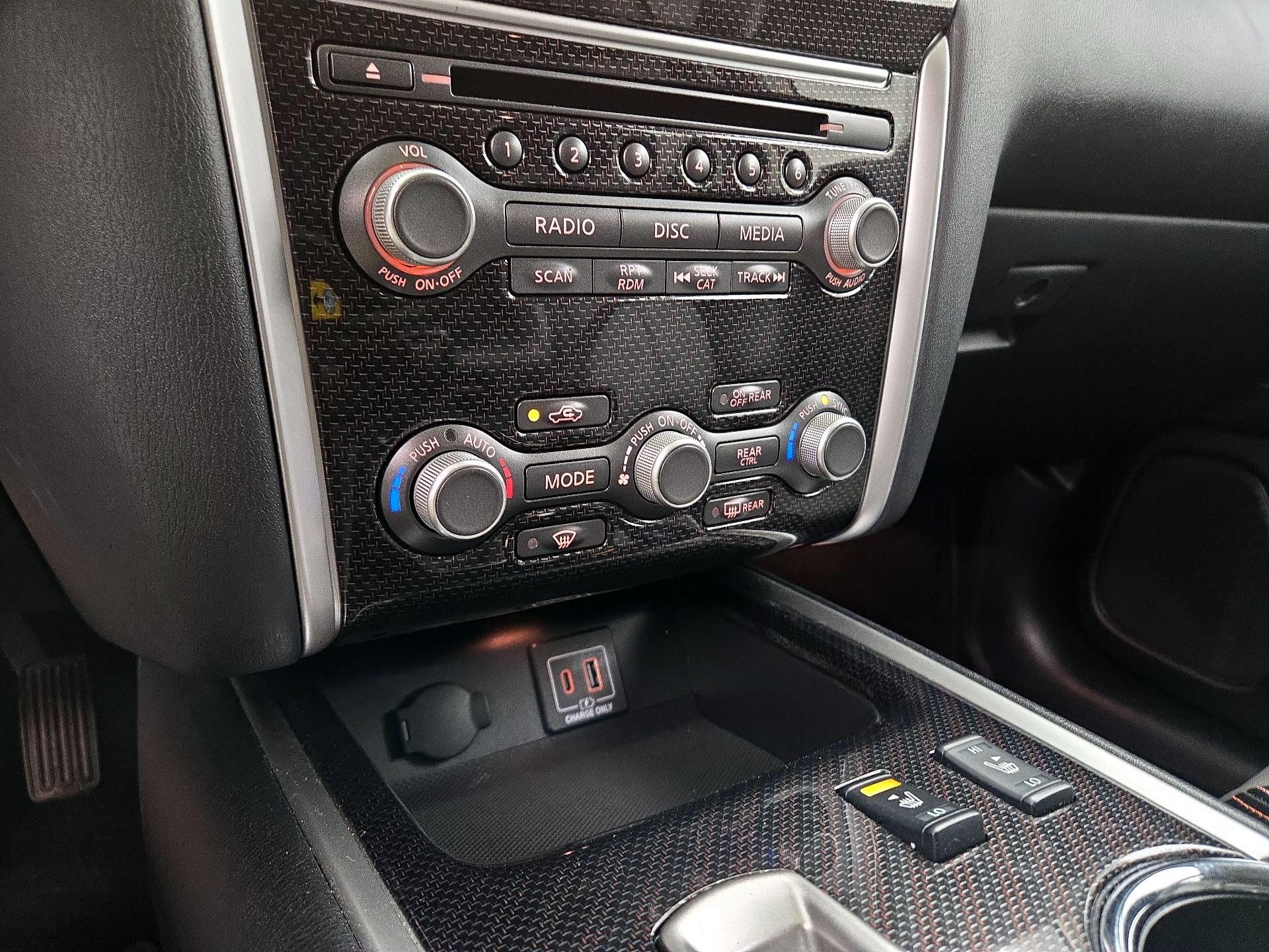 Thumbnail: 2019 Nissan Pathfinder - 17