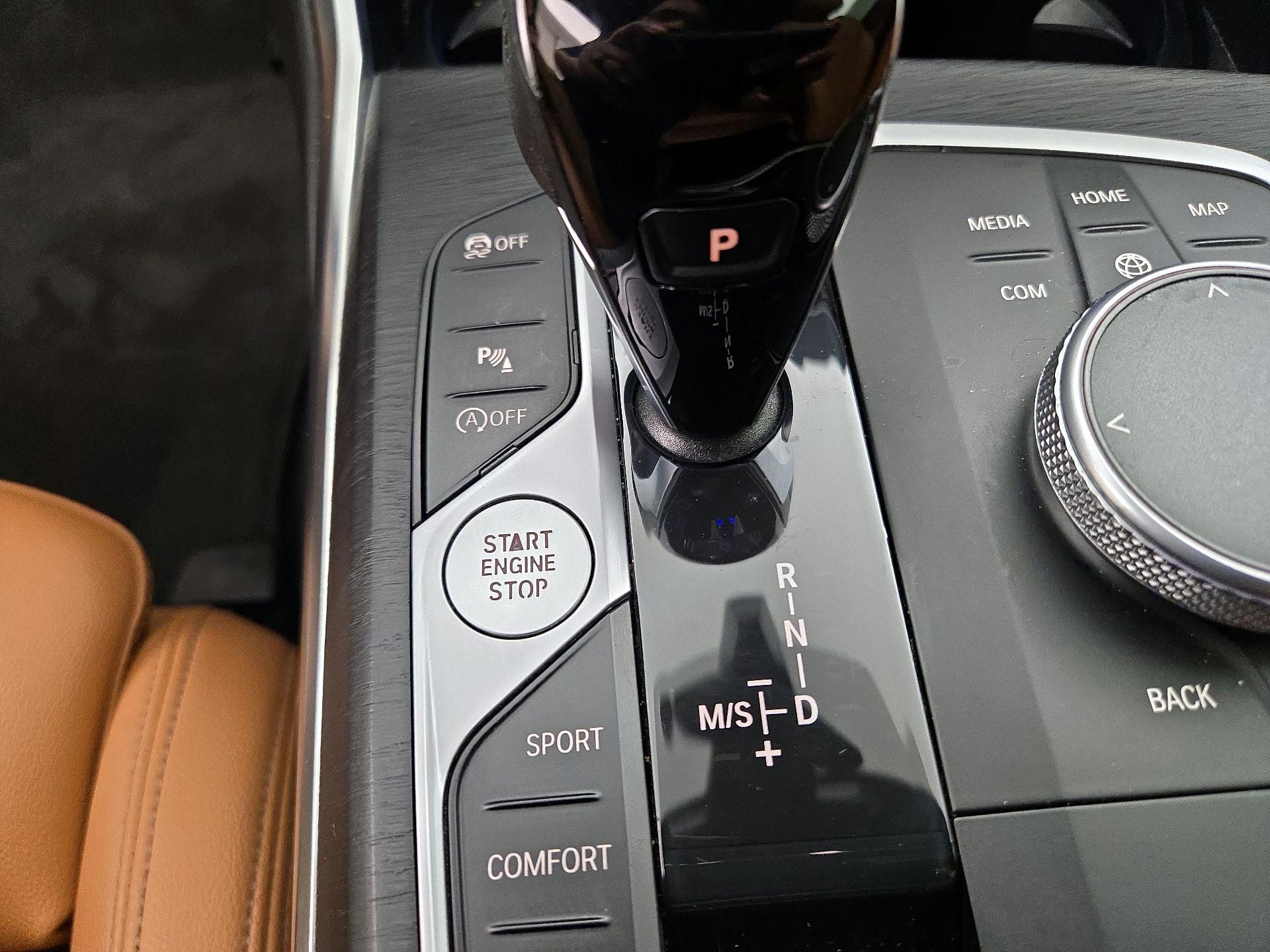 Thumbnail: 2022 BMW 4 Series - 18