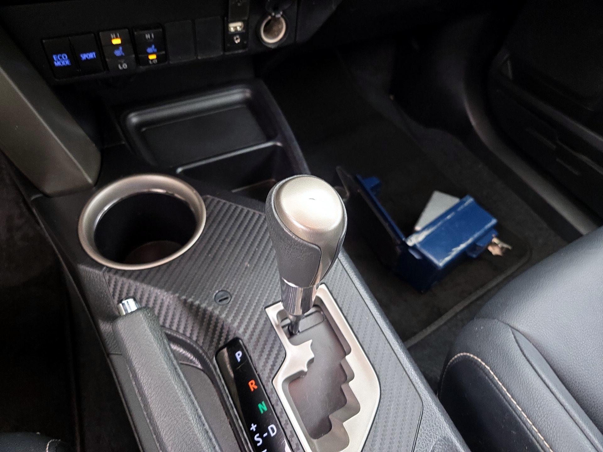 Thumbnail: 2014 Toyota RAV4 - 17