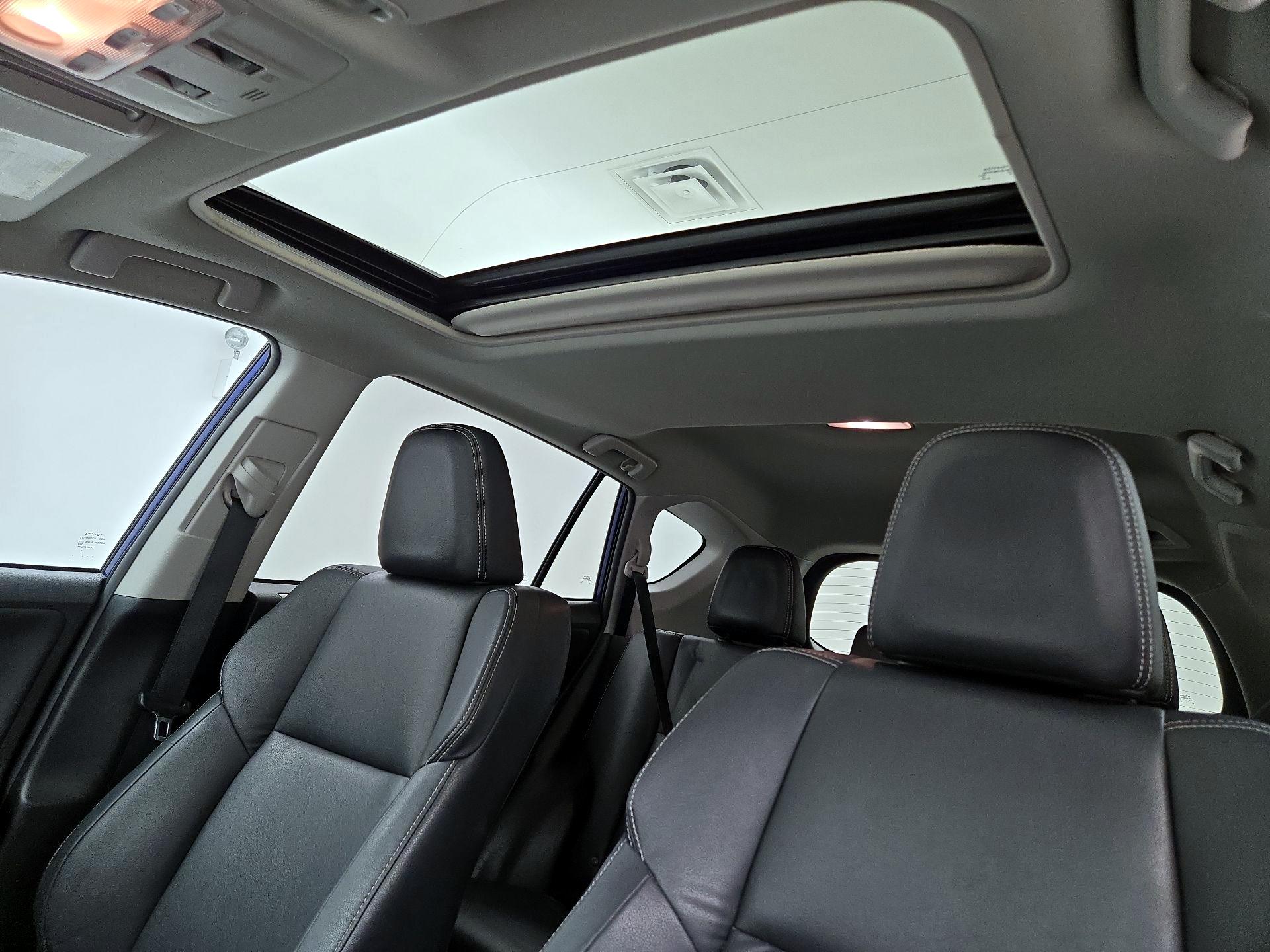 Thumbnail: 2014 Toyota RAV4 - 19