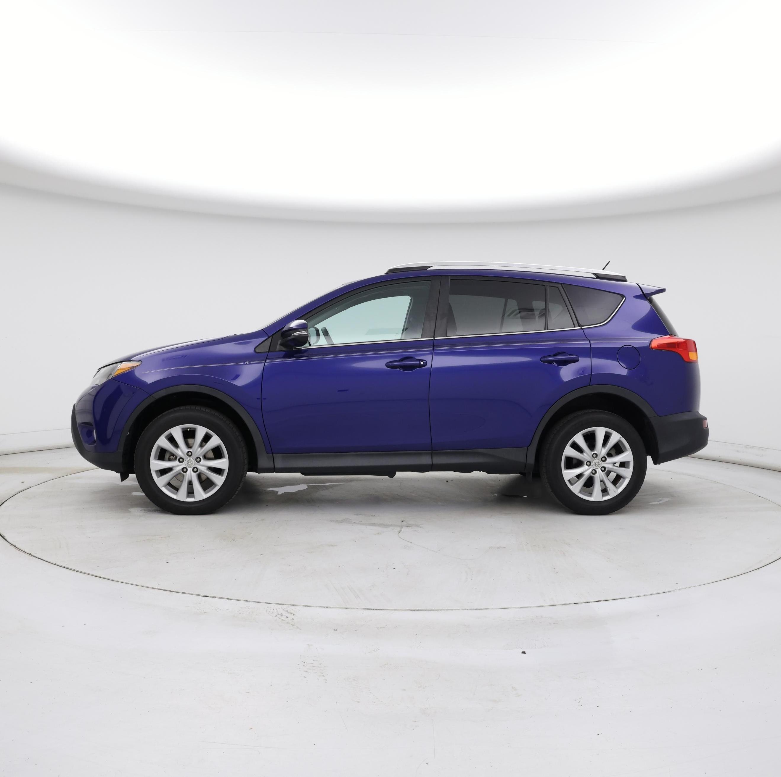 Thumbnail: 2014 Toyota RAV4 - 3