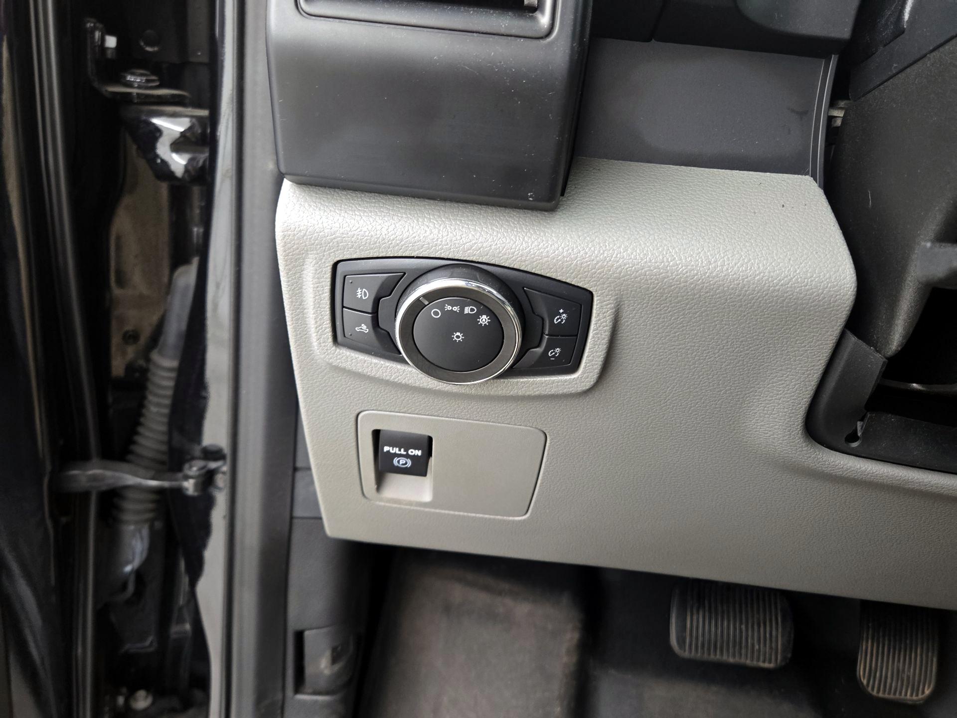 Thumbnail: 2020 Ford F-150 - 13