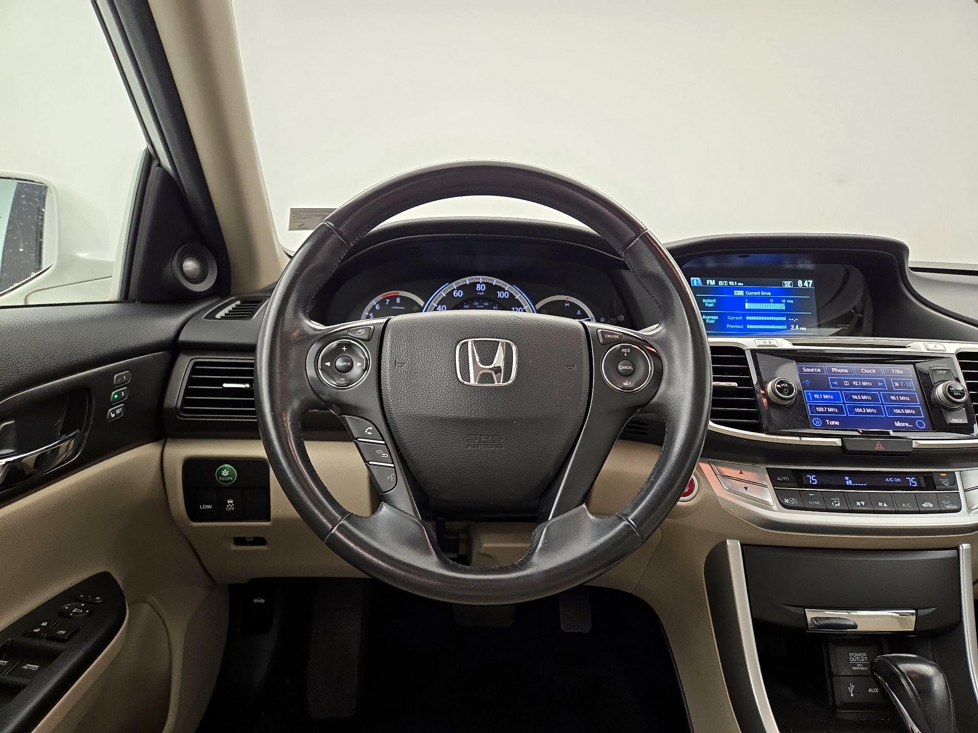 Thumbnail: 2015 Honda Accord - 10