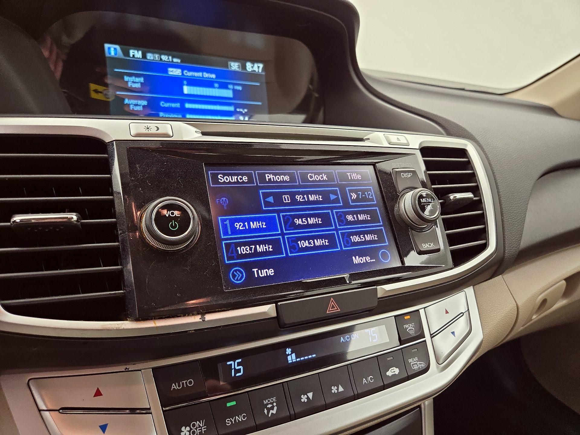 Thumbnail: 2015 Honda Accord - 15