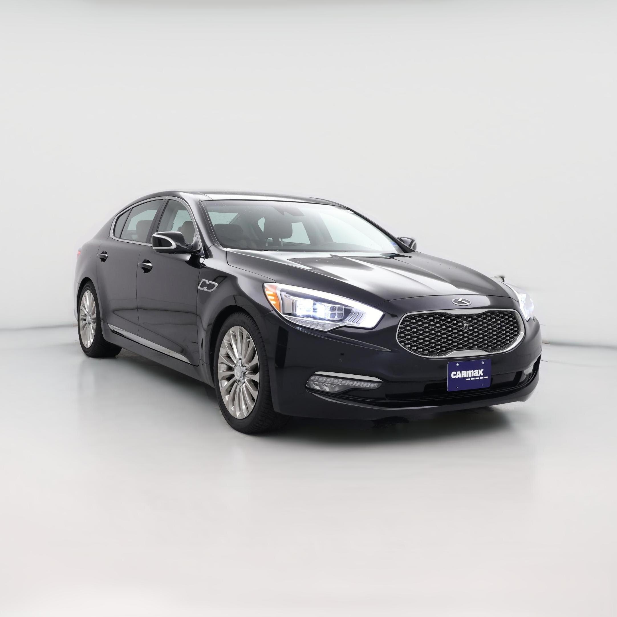 Thumbnail: 2017 Kia K900 - 1