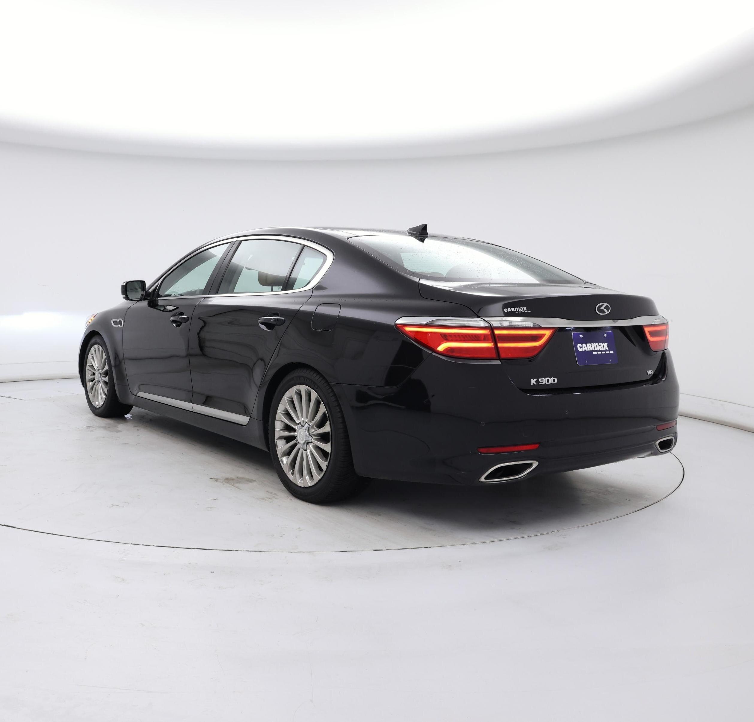 Thumbnail: 2017 Kia K900 - 2