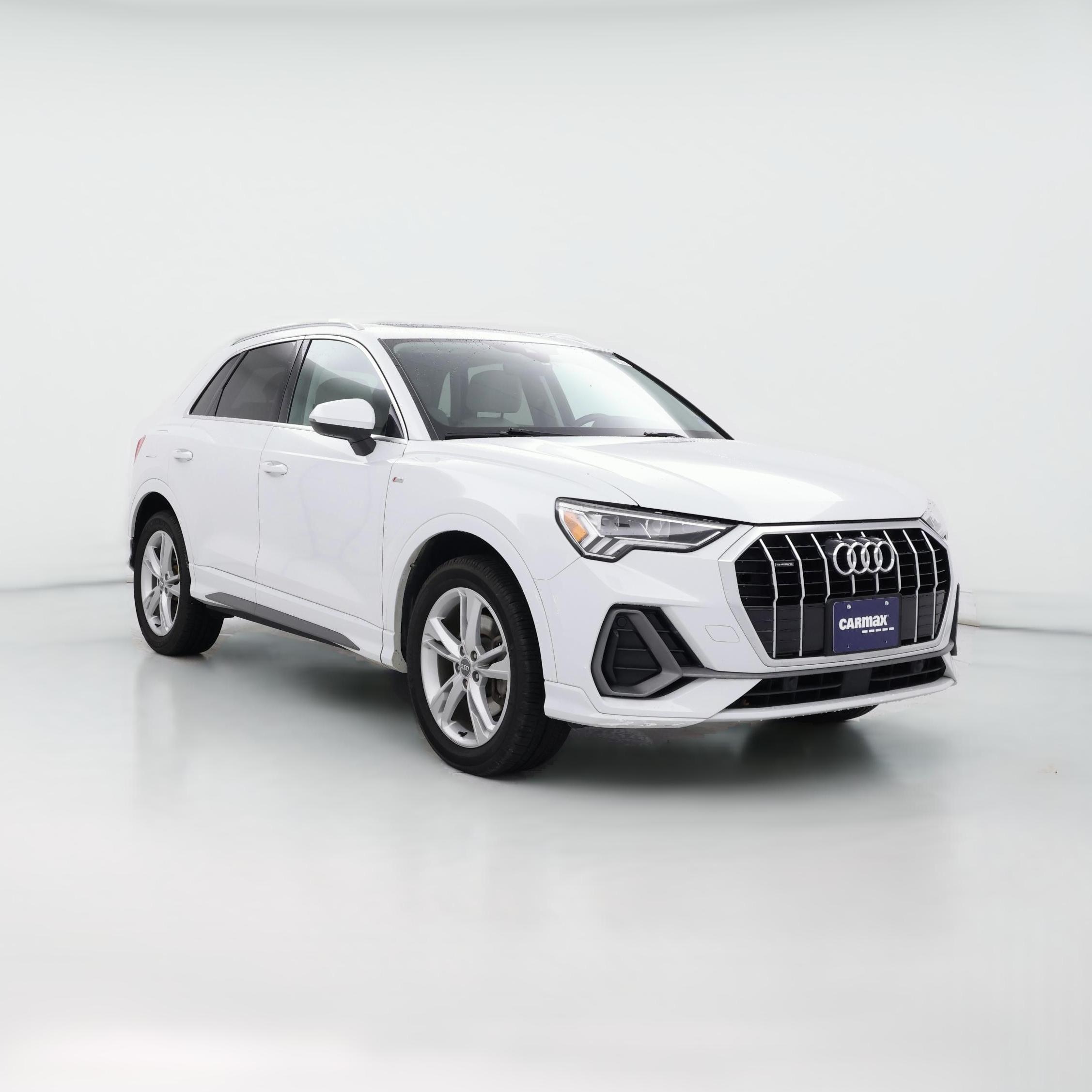 Thumbnail: 2020 Audi Q3 - 1