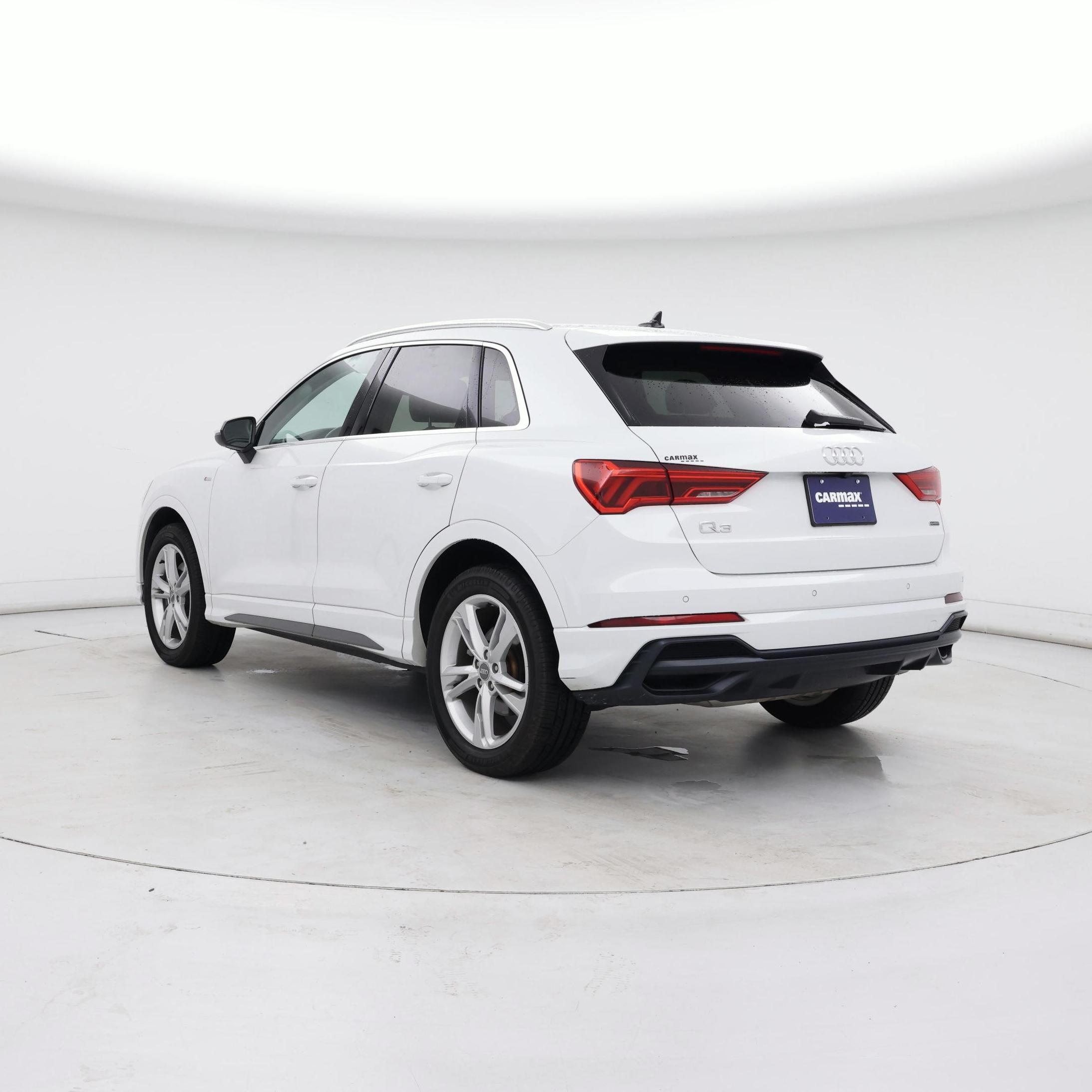 Thumbnail: 2020 Audi Q3 - 2