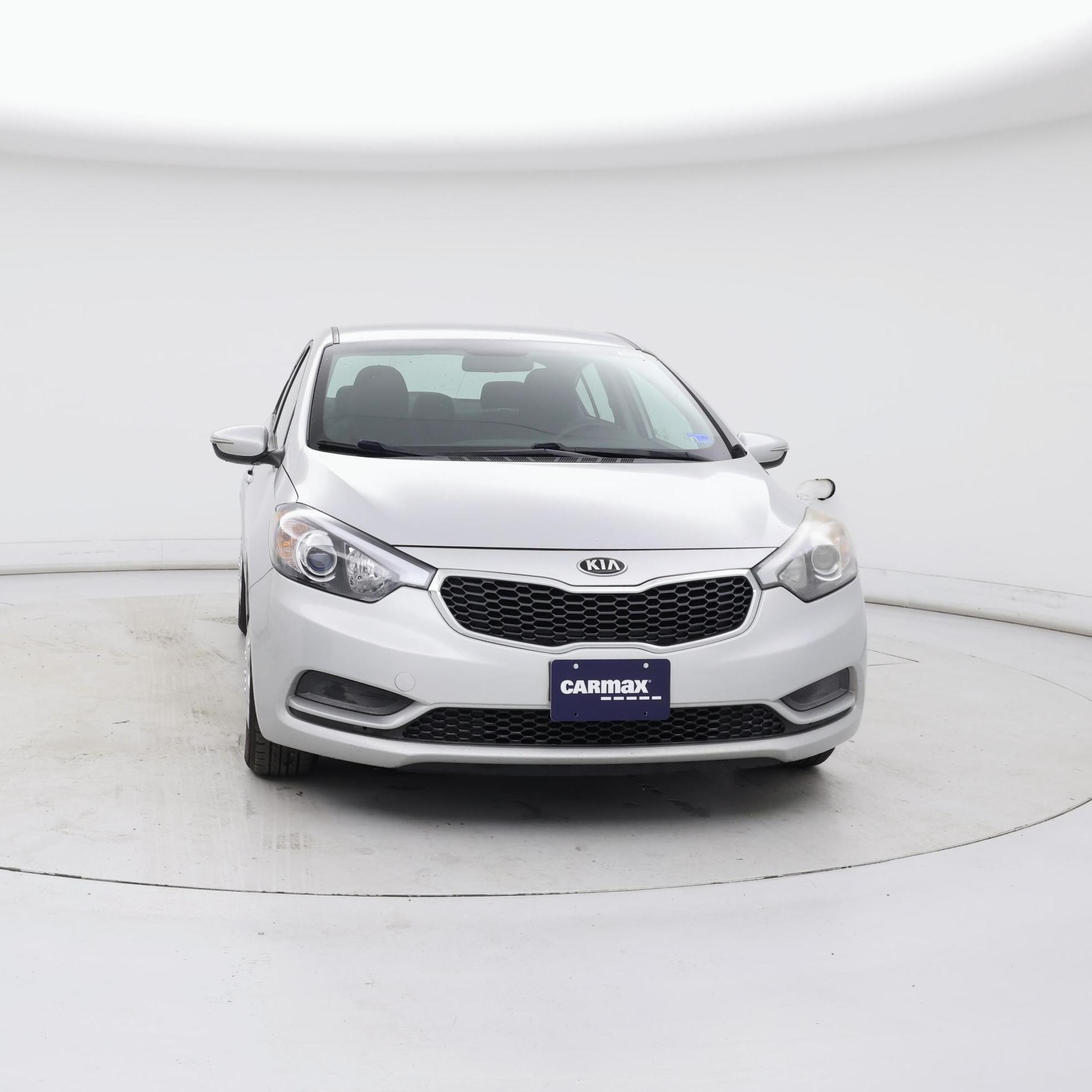 Thumbnail: 2015 Kia Forte - 5