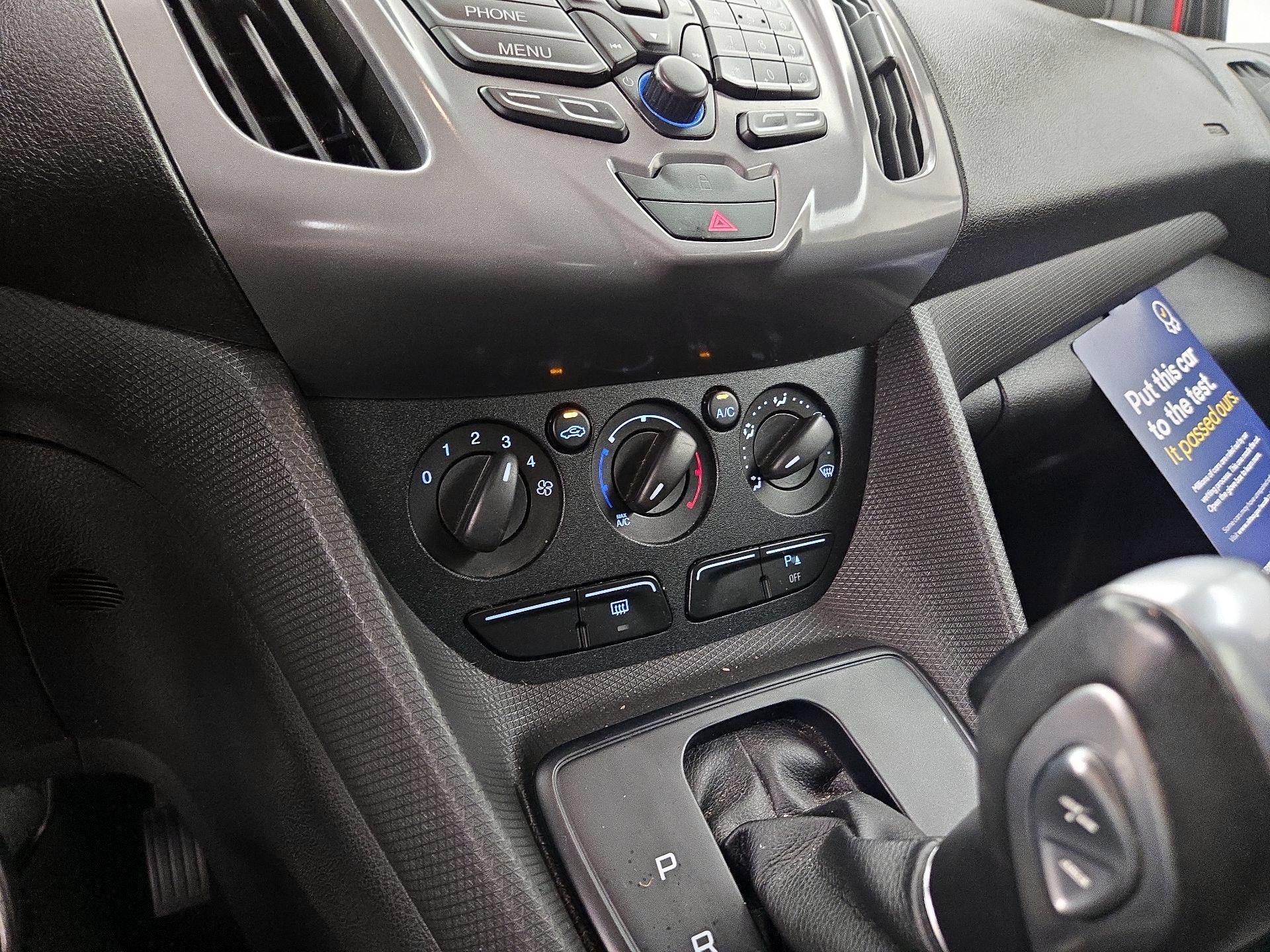 Thumbnail: 2016 Ford Transit Series - 16