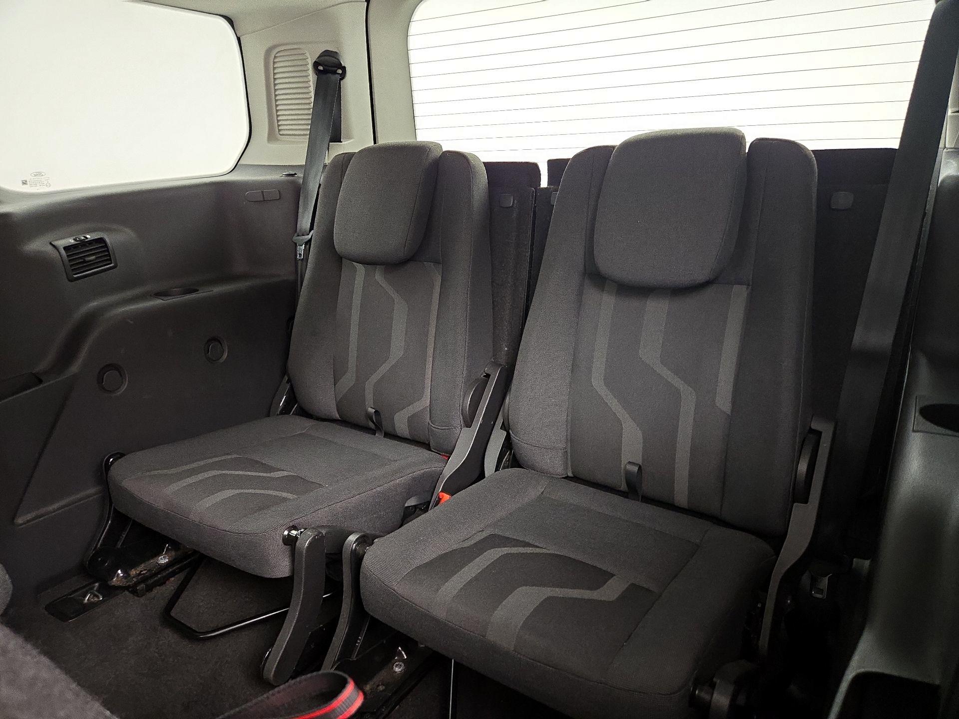 Thumbnail: 2016 Ford Transit Series - 20