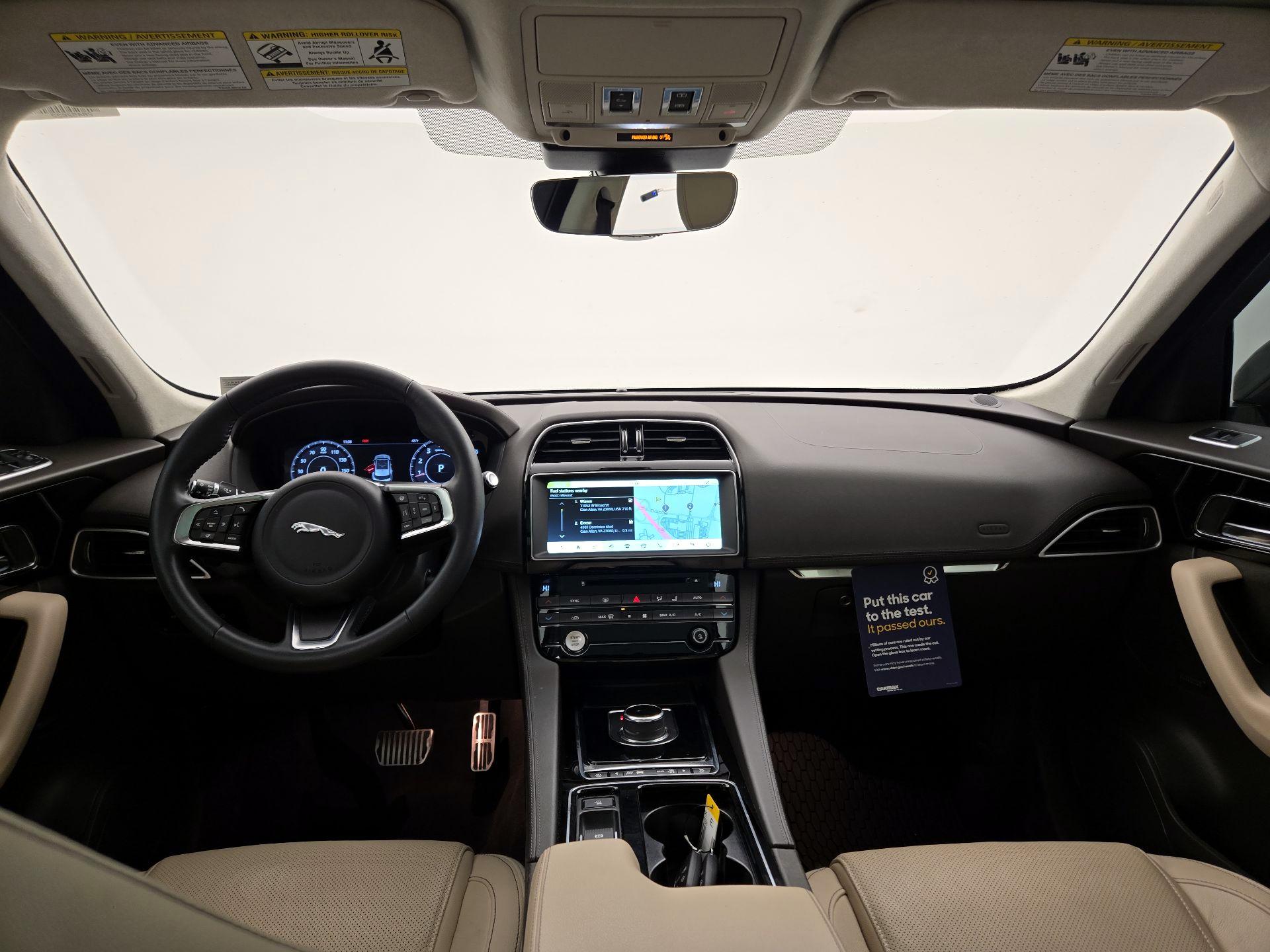 Thumbnail: 2019 Jaguar F-Pace - 9