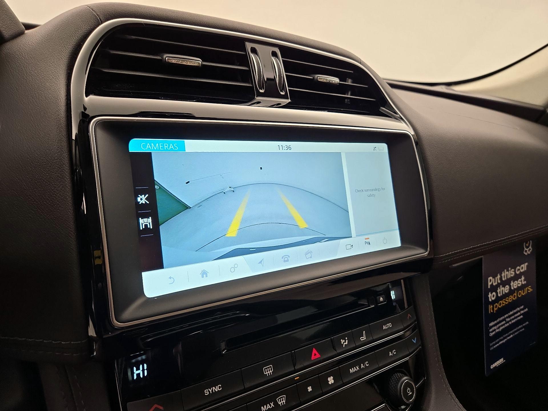 Thumbnail: 2019 Jaguar F-Pace - 15