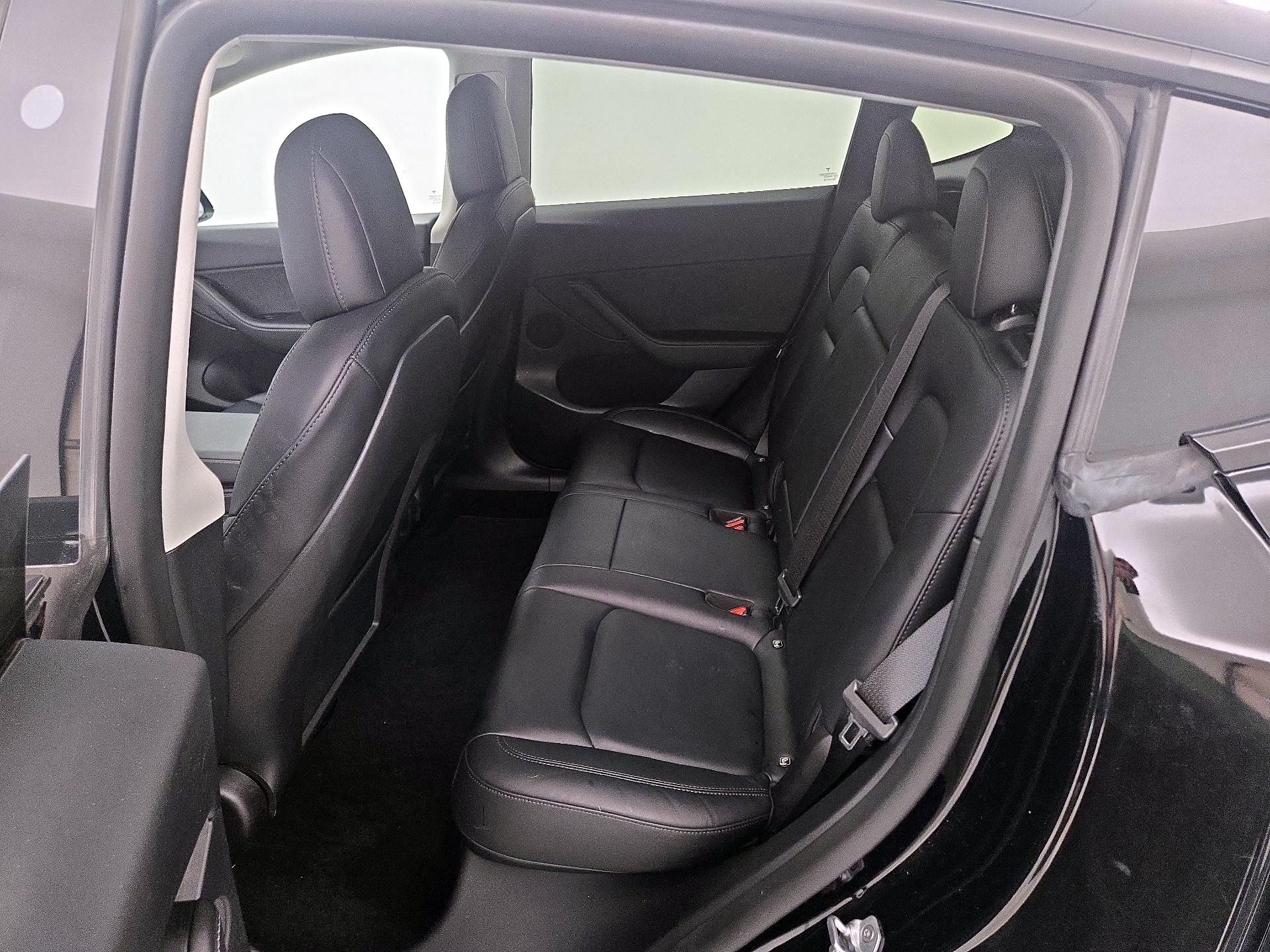 Thumbnail: 2022 Tesla Model Y - 19