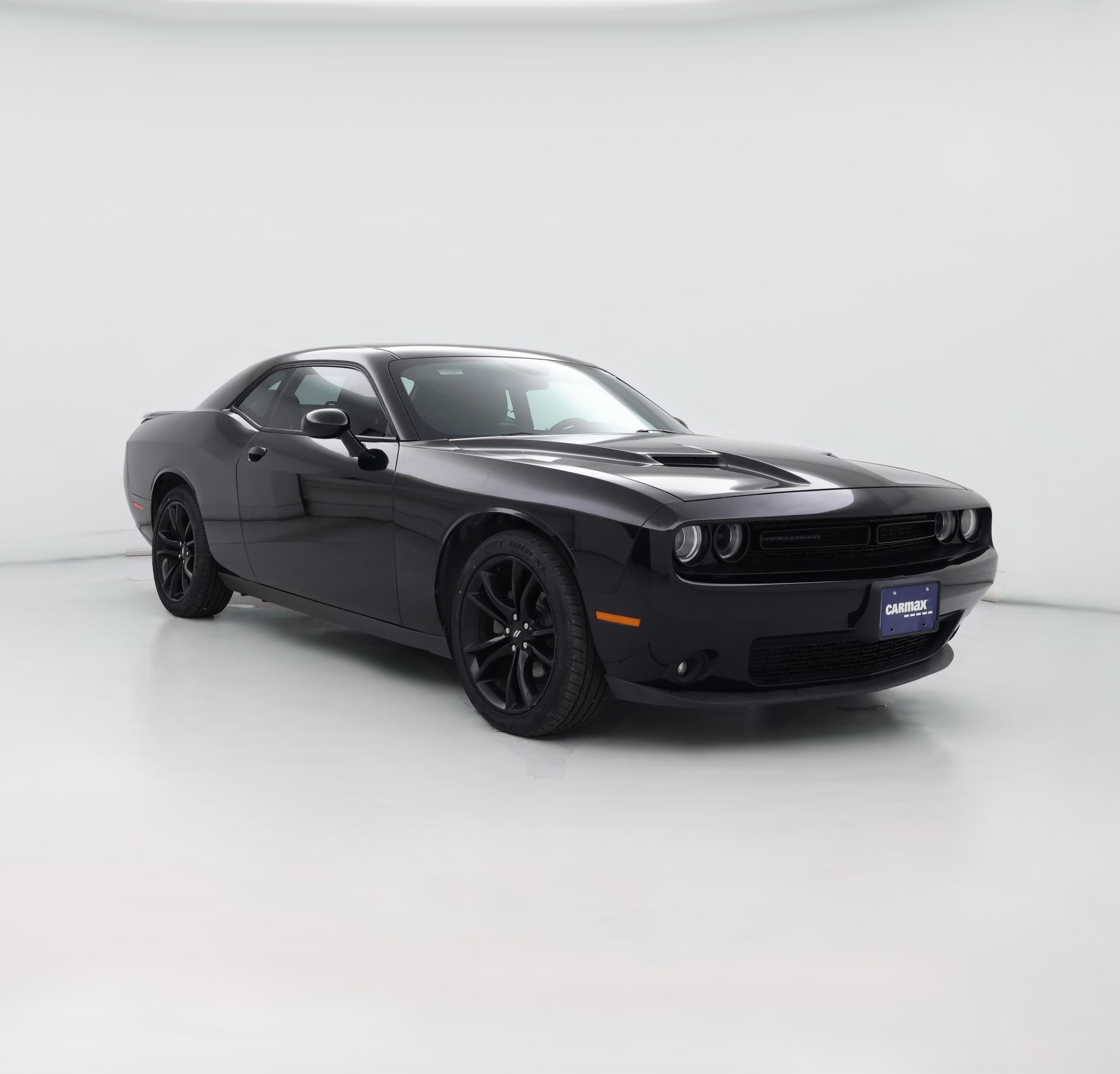 Thumbnail: 2017 Dodge Challenger - 1