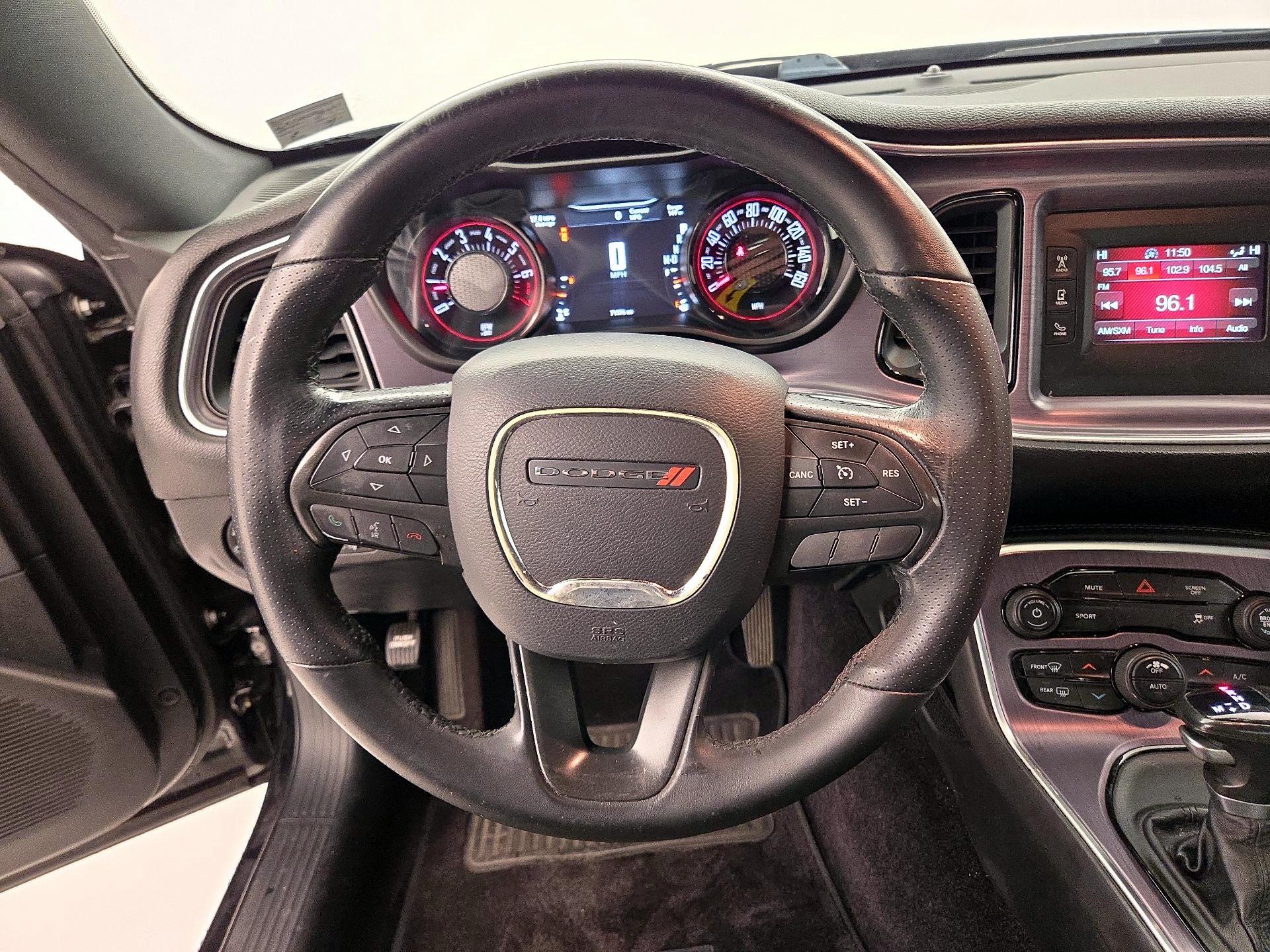 Thumbnail: 2017 Dodge Challenger - 10