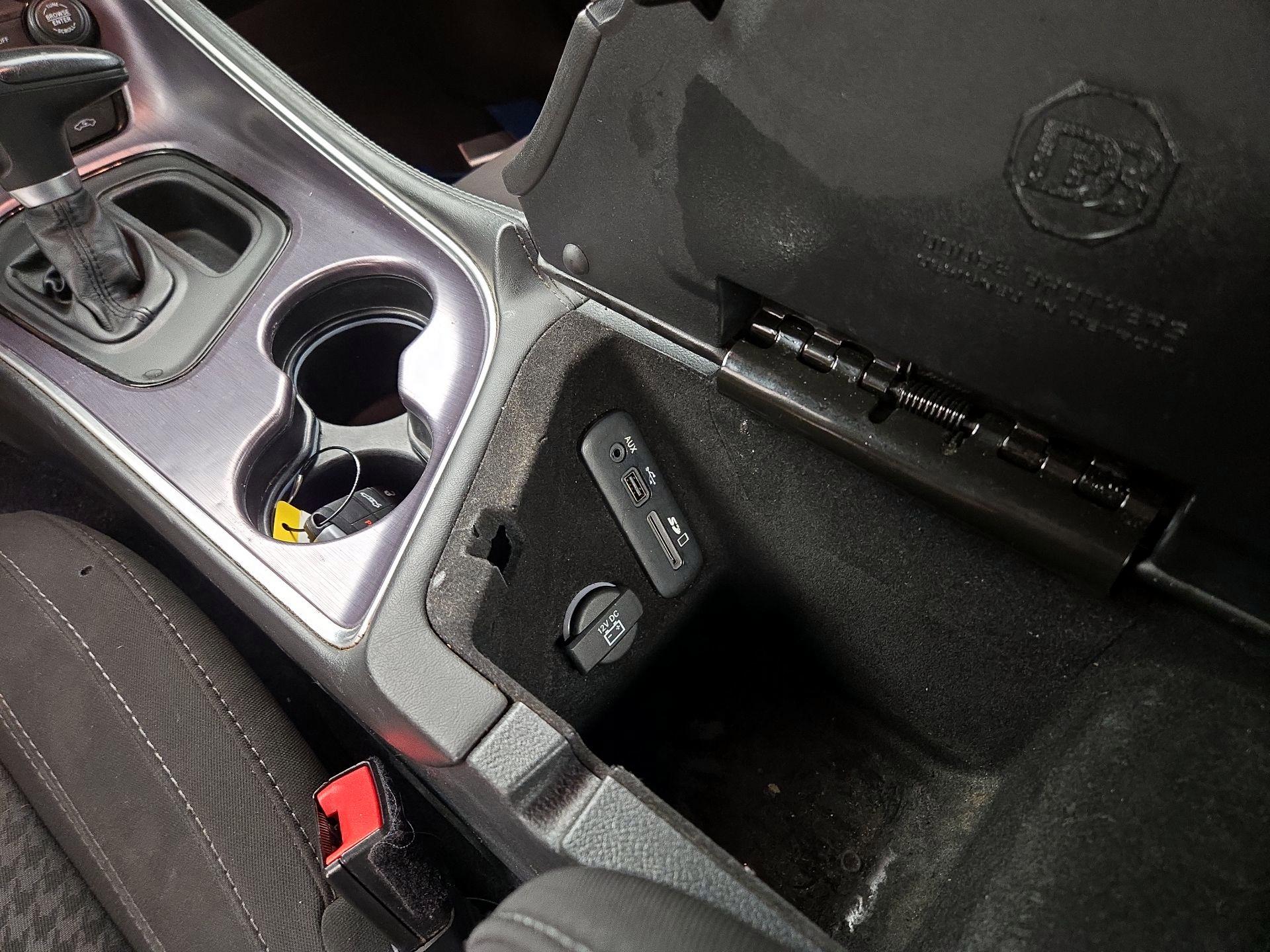 Thumbnail: 2017 Dodge Challenger - 18