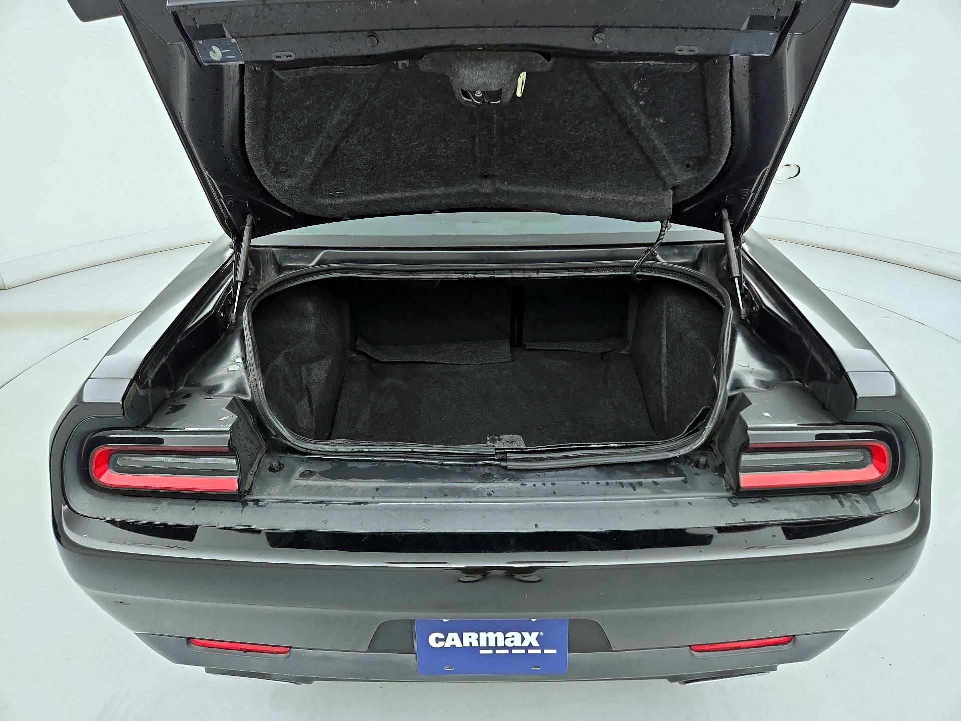 Thumbnail: 2017 Dodge Challenger - 20